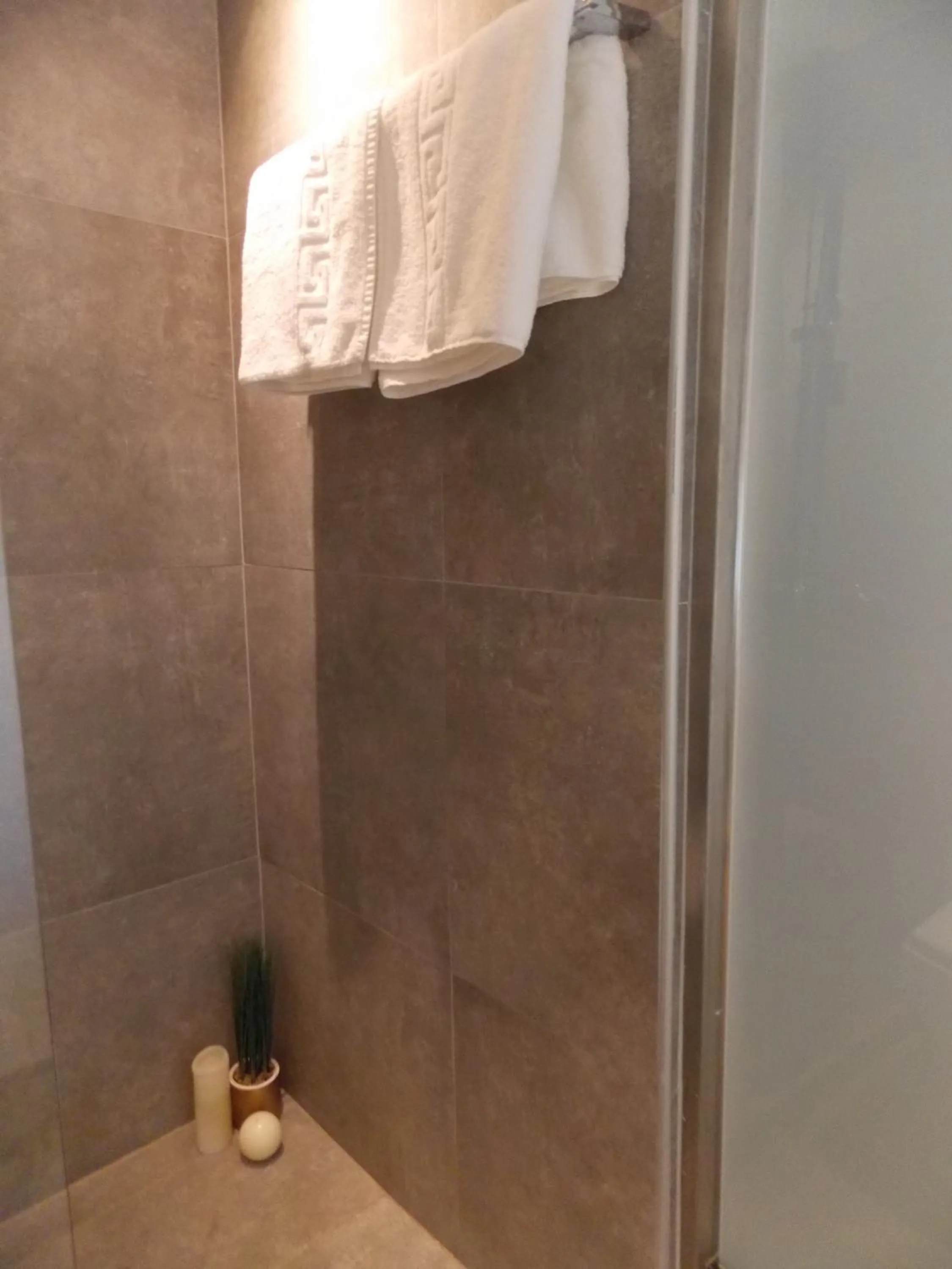 Bathroom in Hotel Alexandros