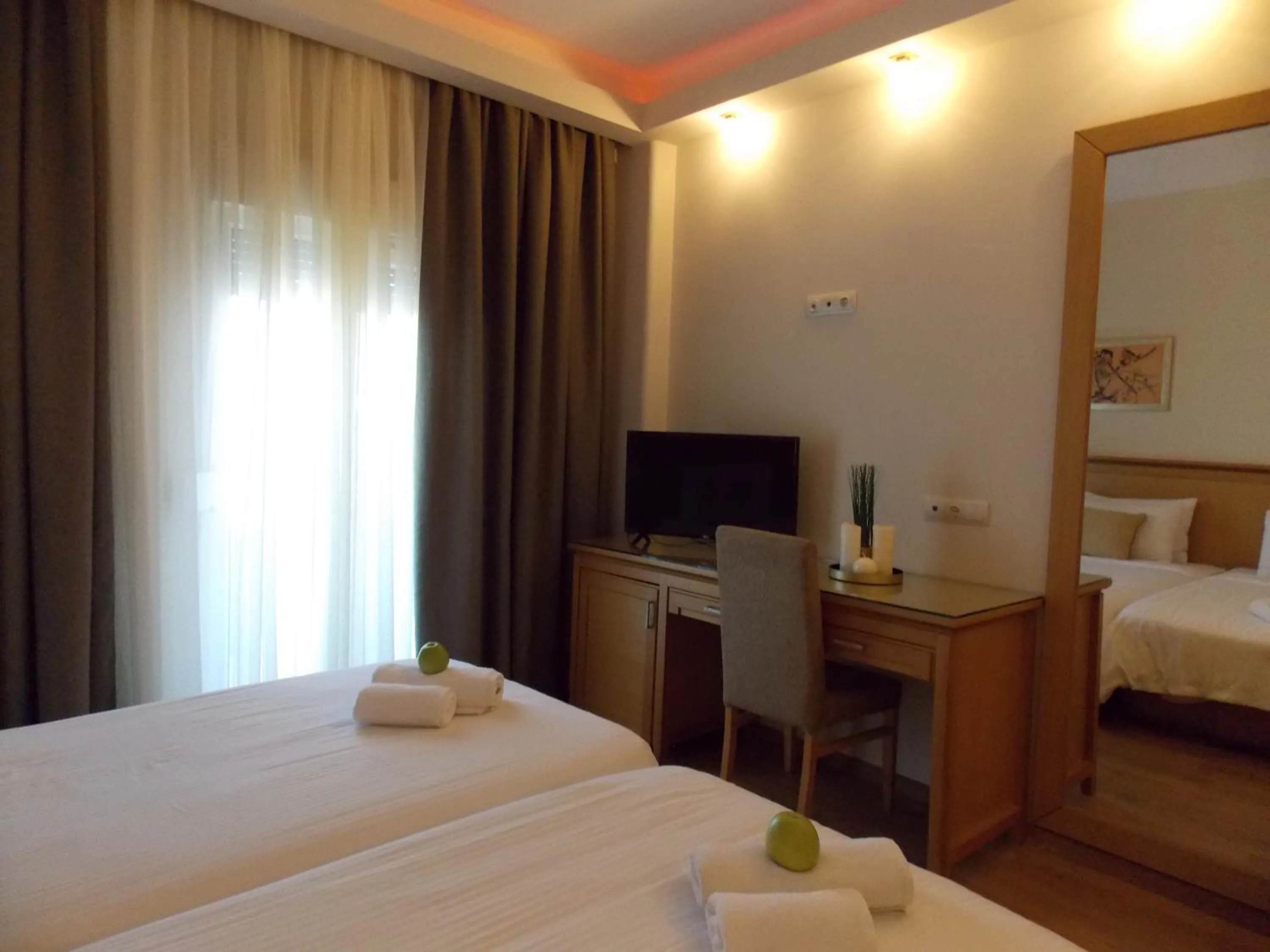 Bedroom, Bed in Hotel Alexandros