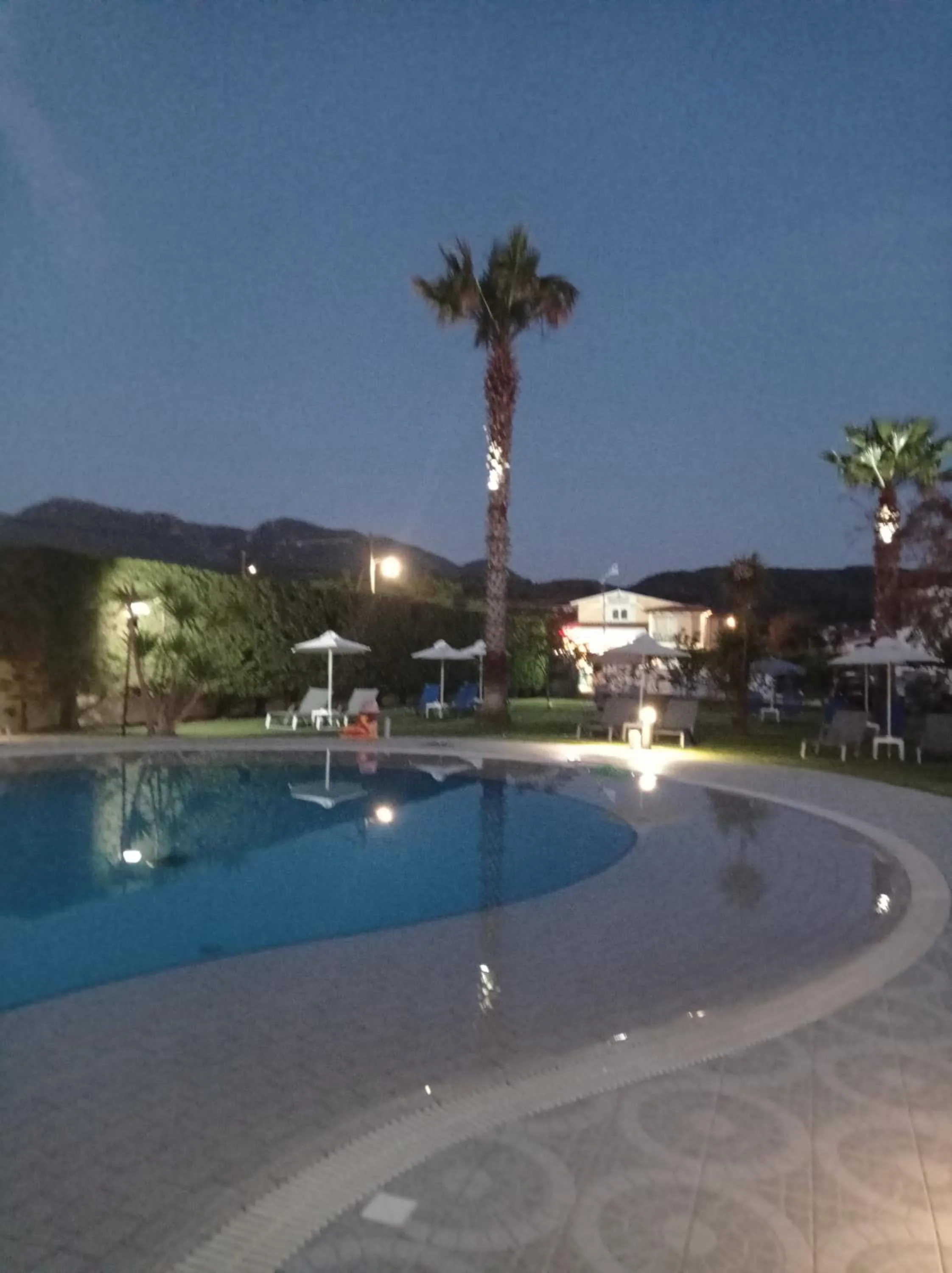 Night in Ninos On The Beach Hotel