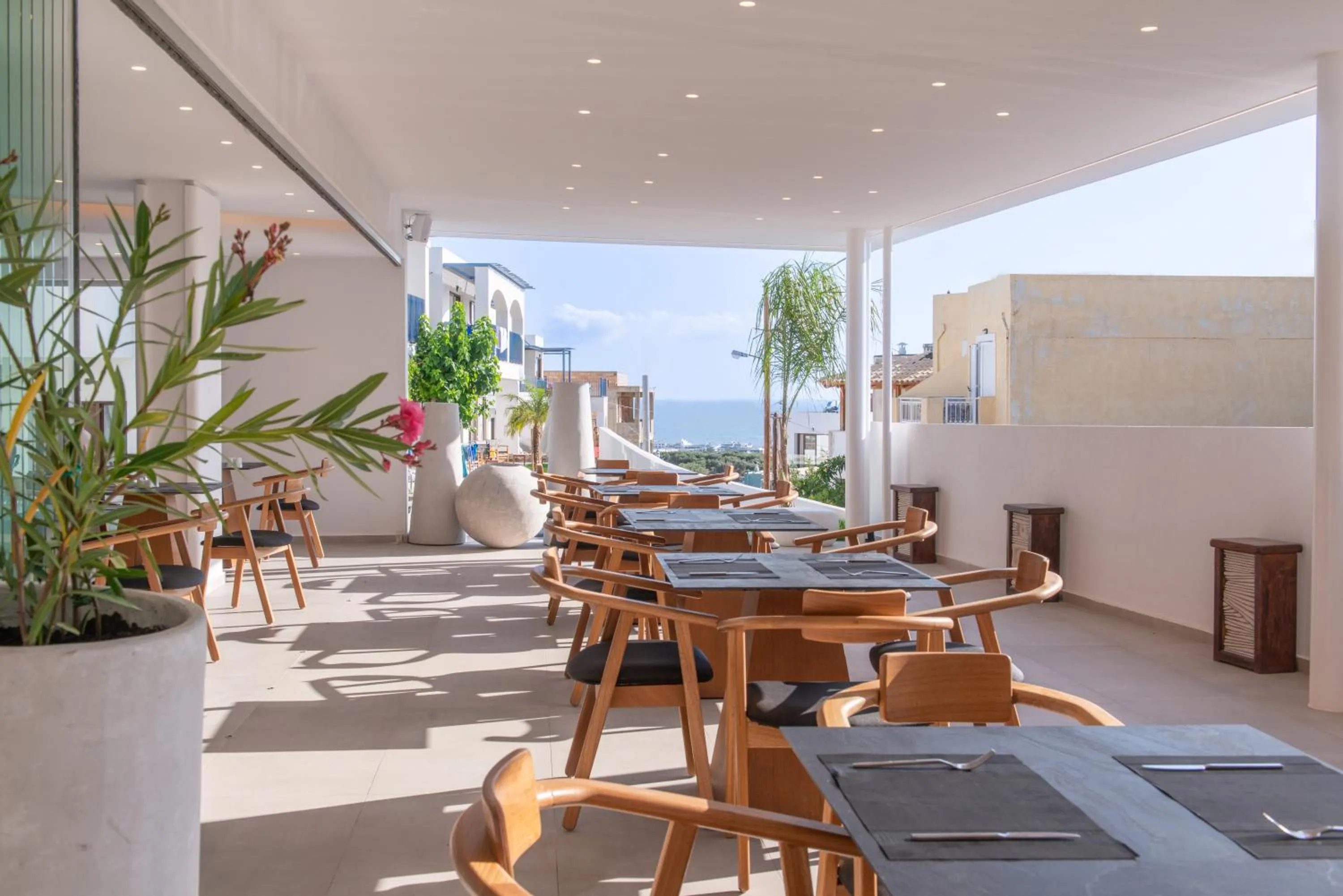 Restaurant/places to eat in Bita Hubs