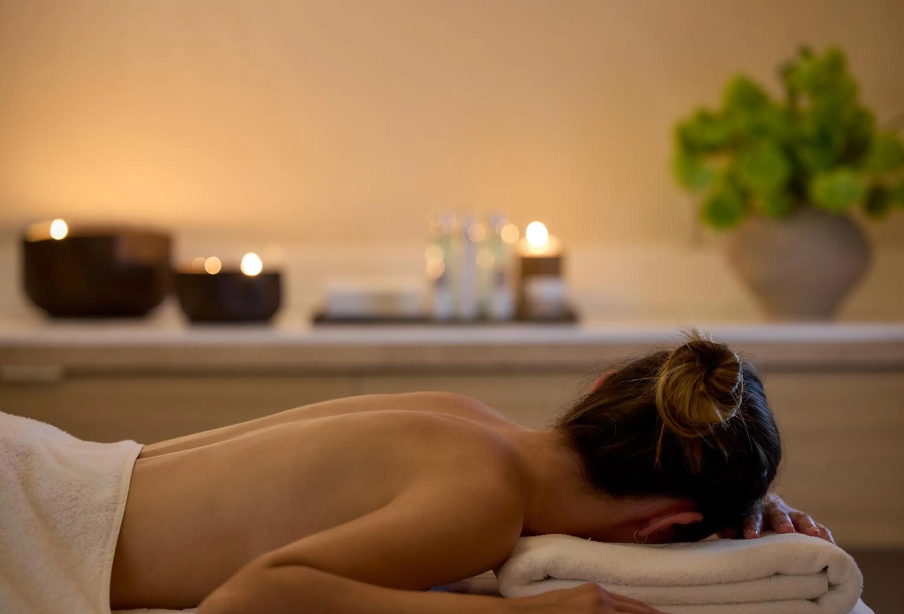 Massage in Lucy Hotel