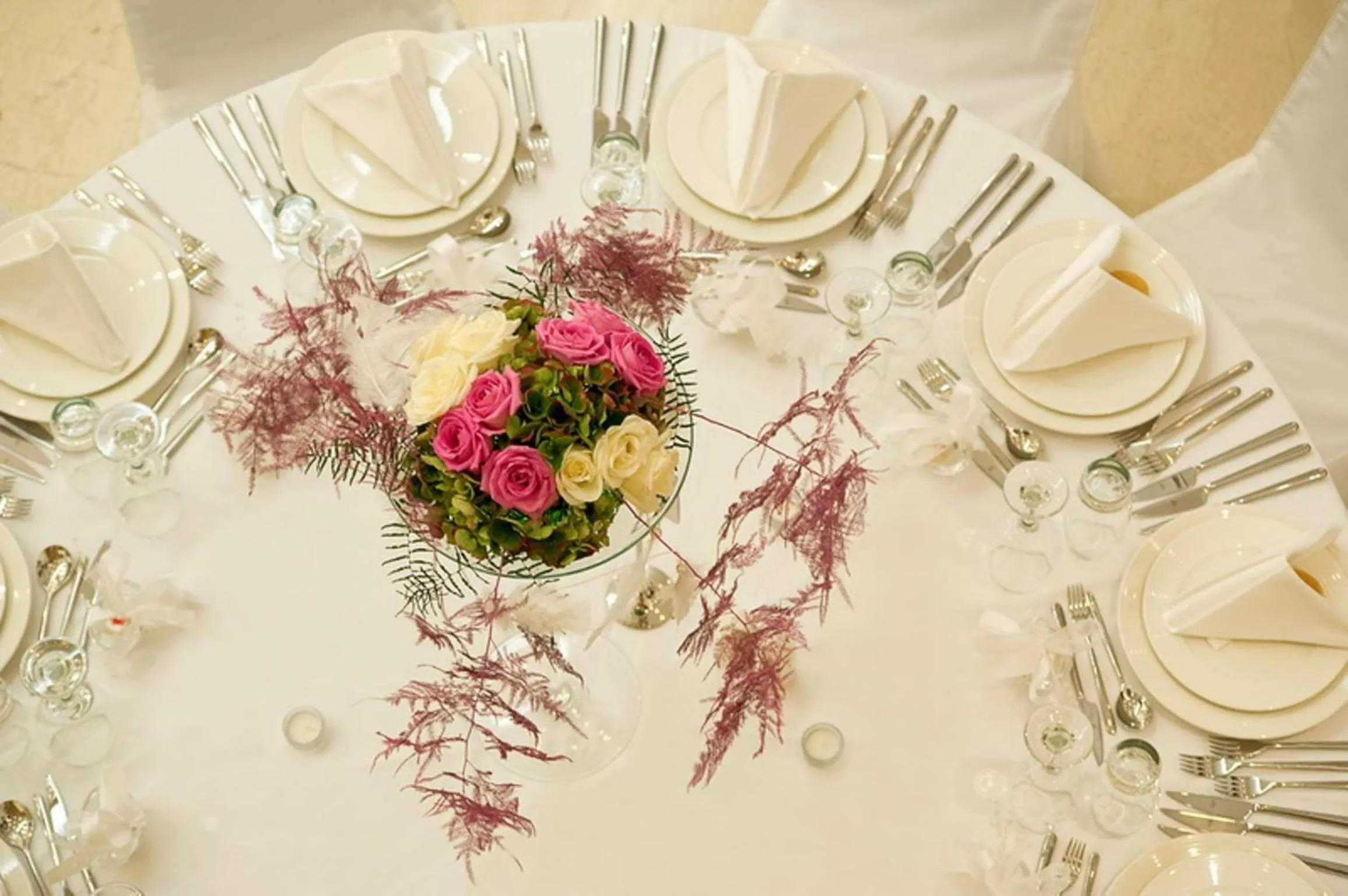 Banquet/Function facilities in Lucy Hotel