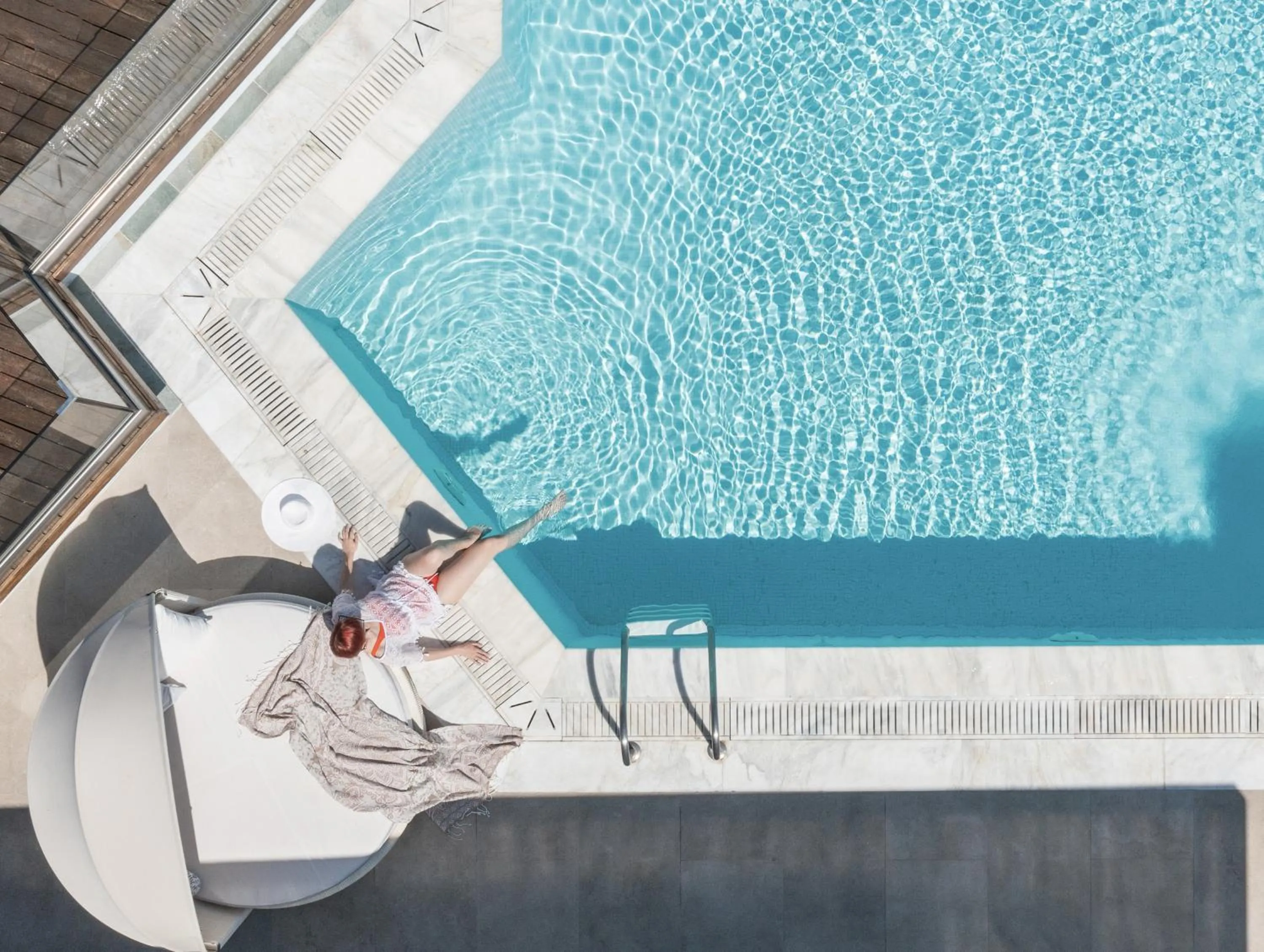 Swimming pool in Antigoni Seaside Resort