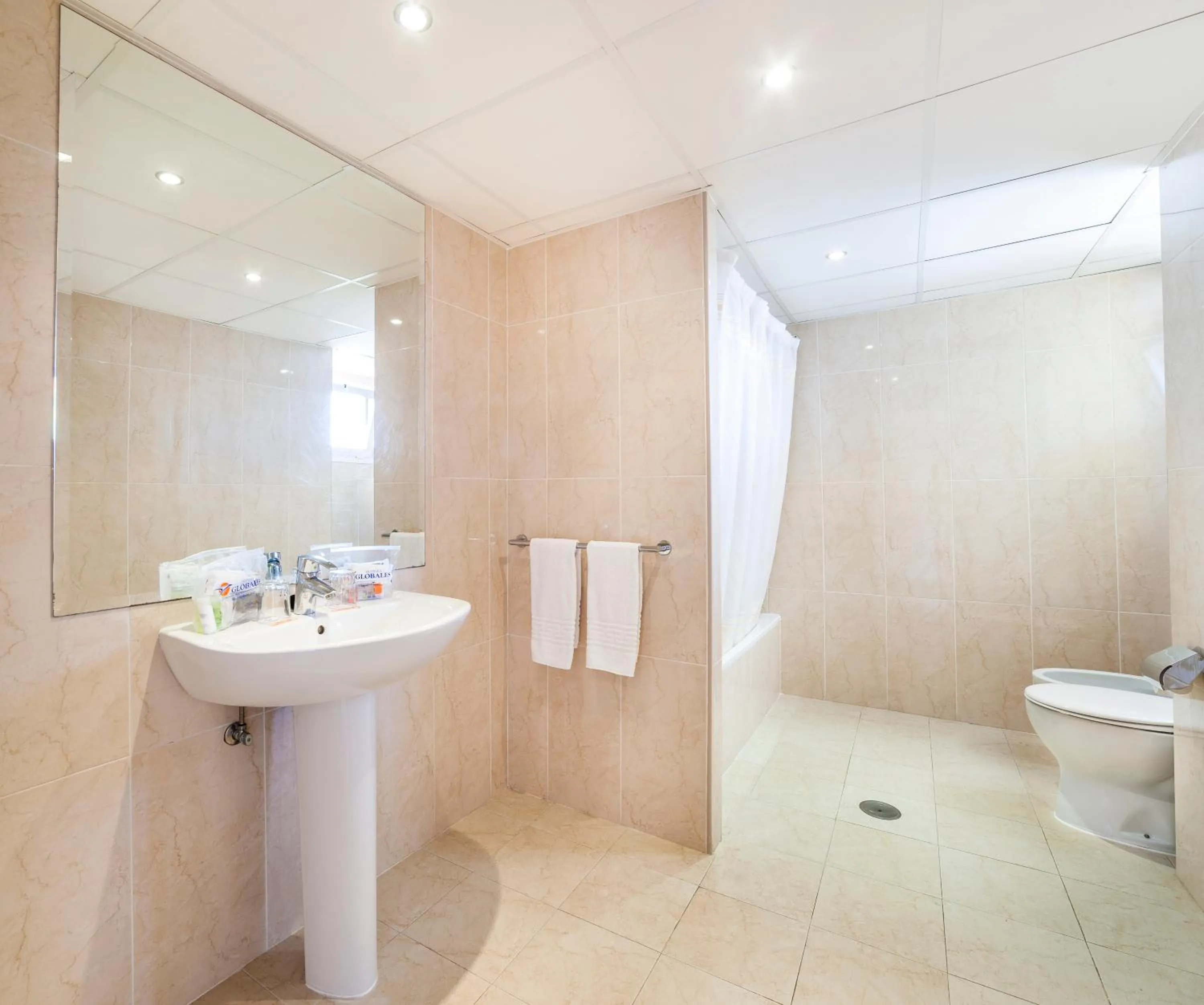 Bathroom in Globales Samoa