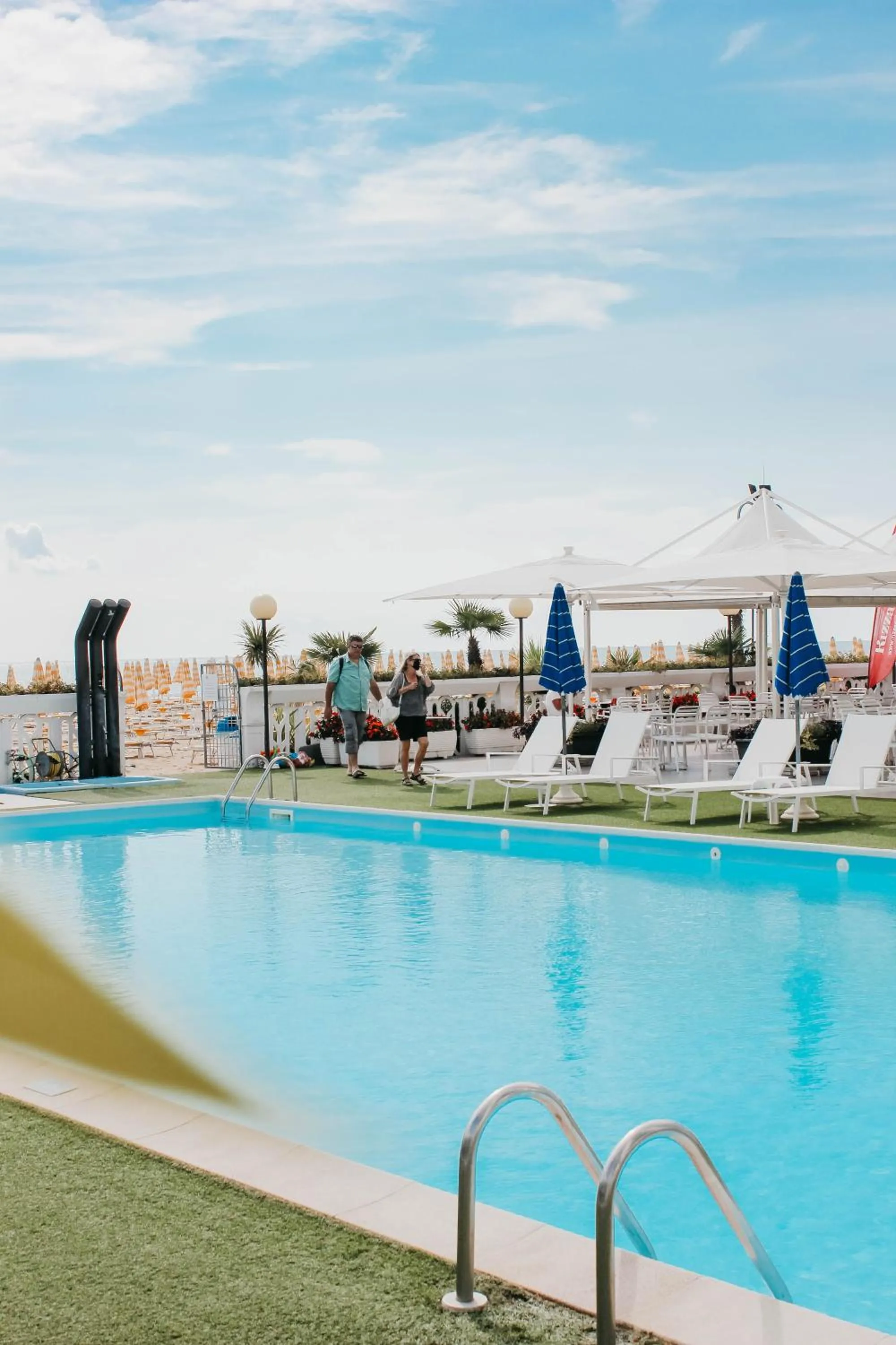 Swimming pool in Hotel Marina
