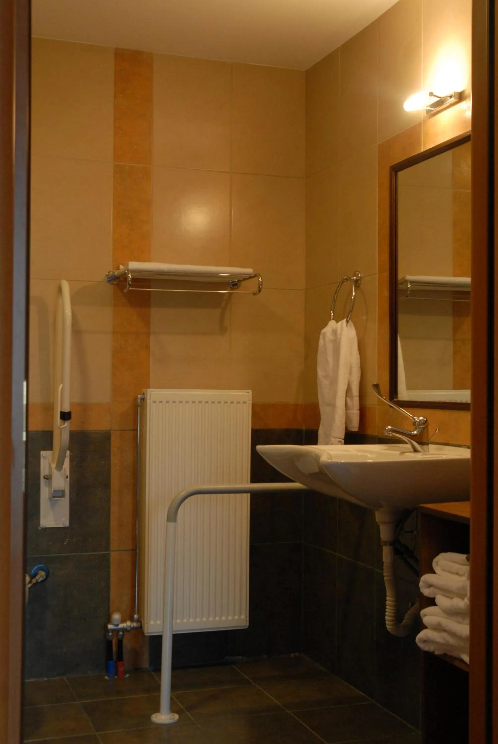 Shower in Hotel Pelion Resort