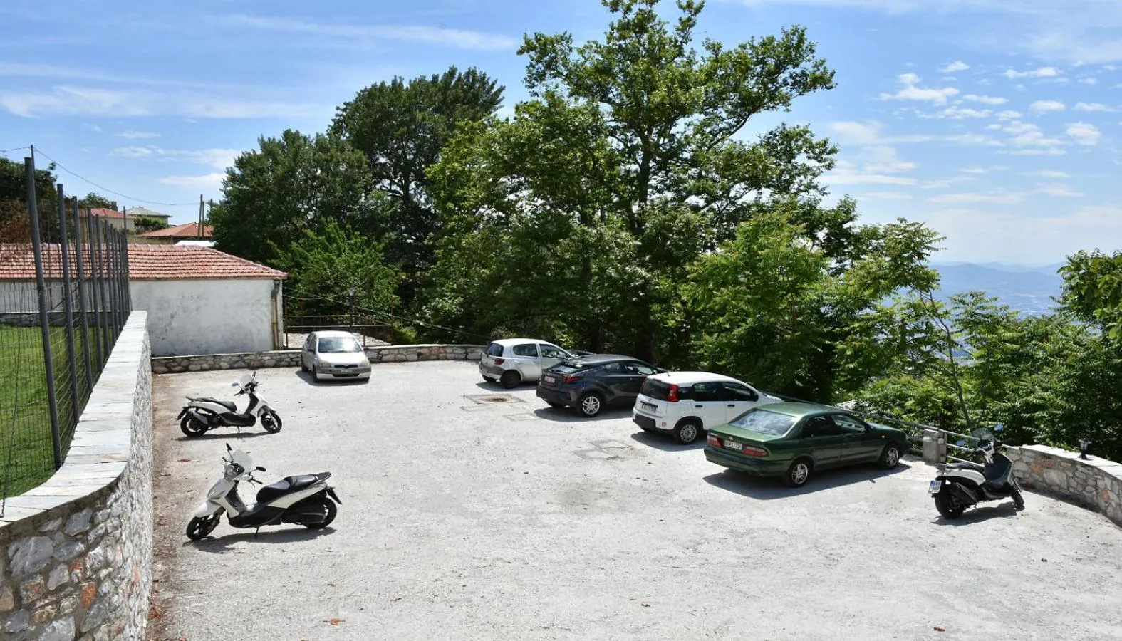 Parking in Hotel Pelion Resort