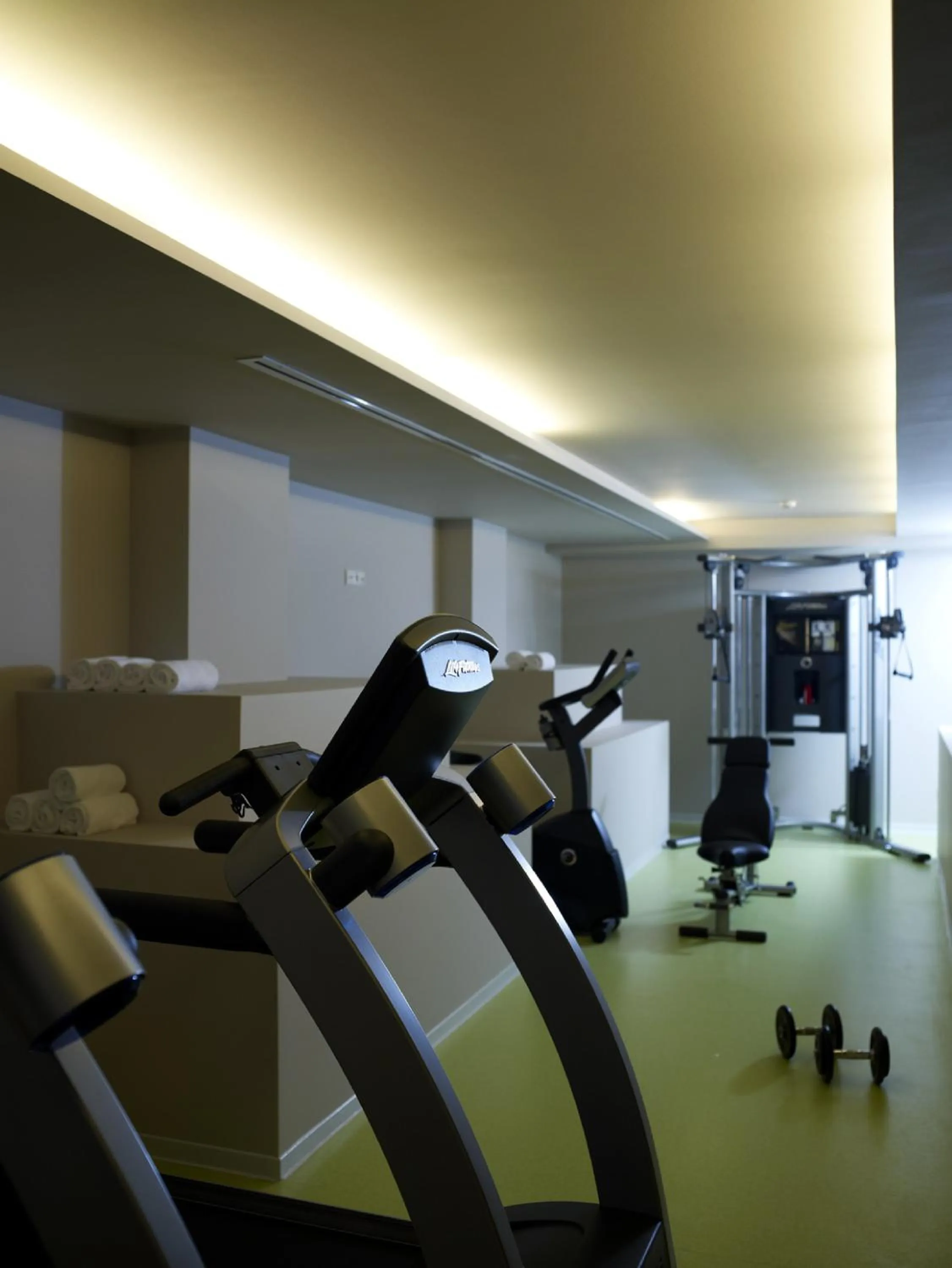 Fitness centre/facilities in The Y Hotel