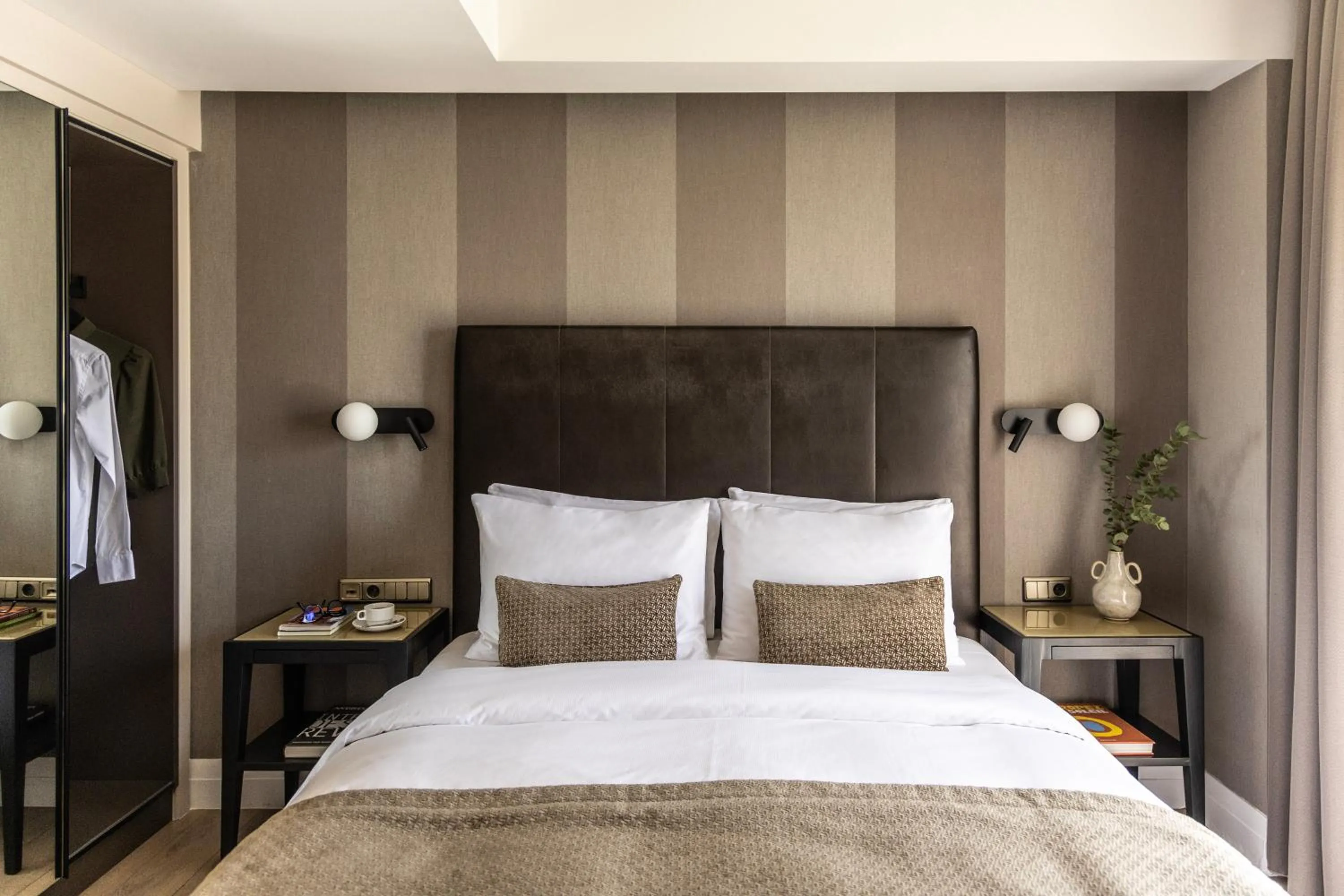 Photo of the whole room, Bed in The Y Hotel