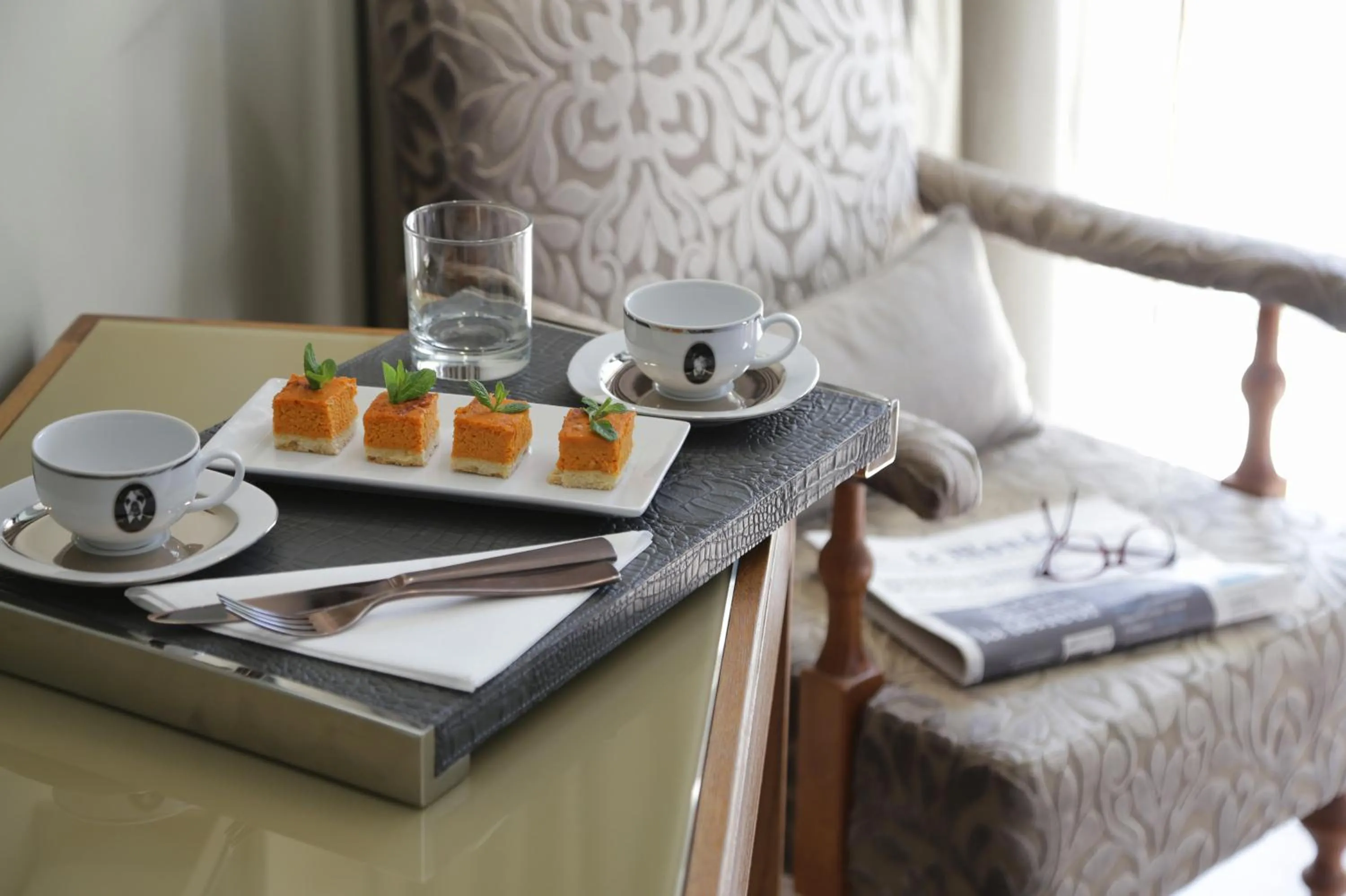 Food and drinks in The Y Hotel