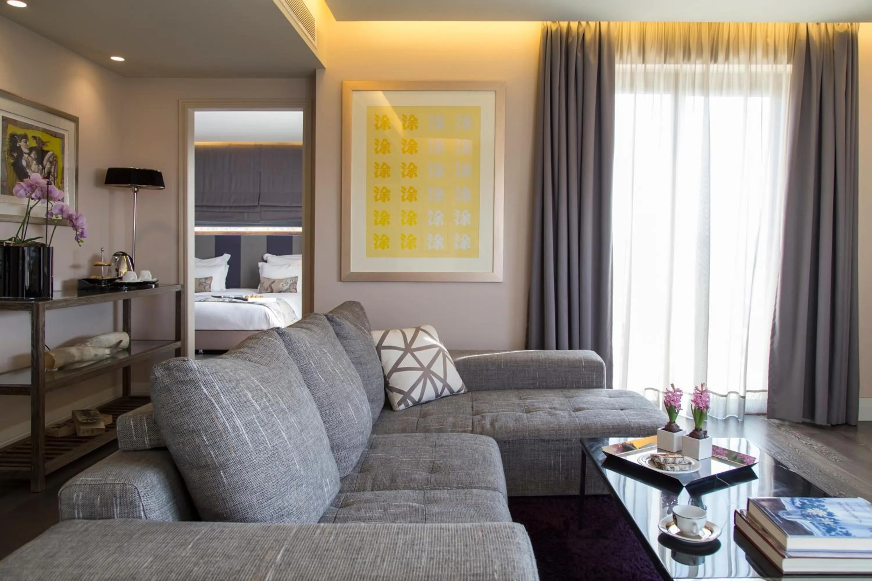 Photo of the whole room in The Y Hotel