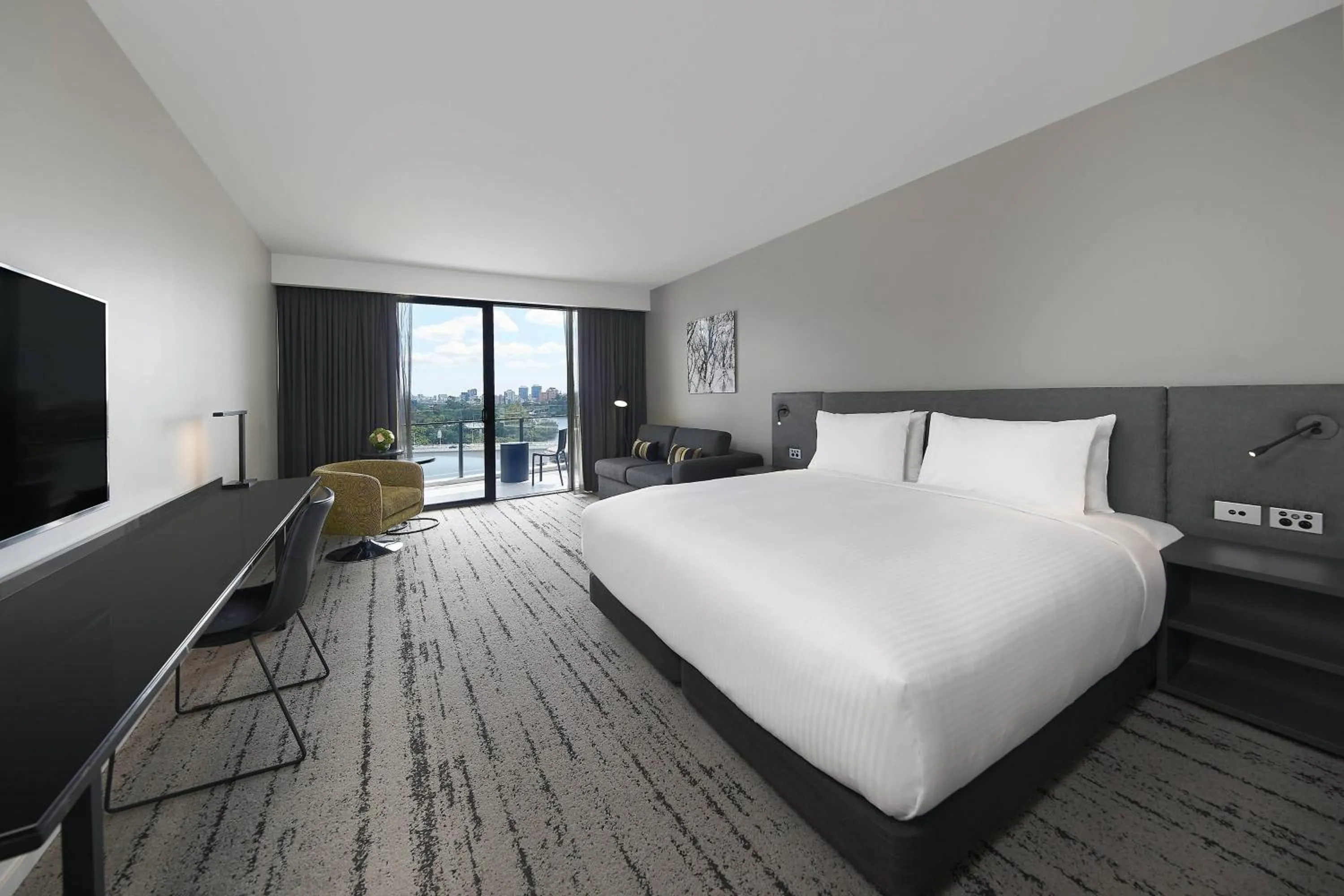 Bedroom, Bed in Courtyard by Marriott Brisbane South Bank