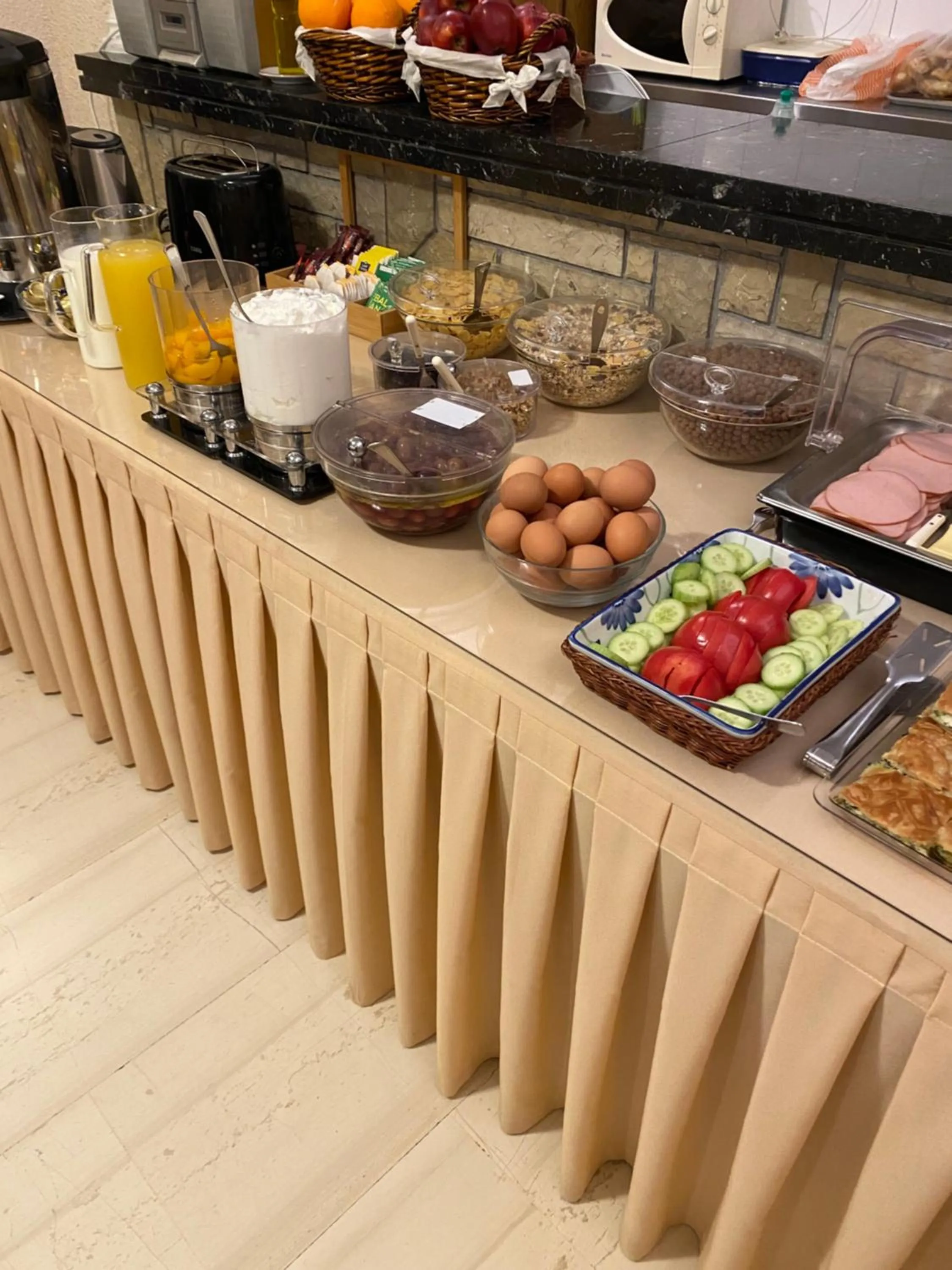 Buffet breakfast in Olympic Hotel