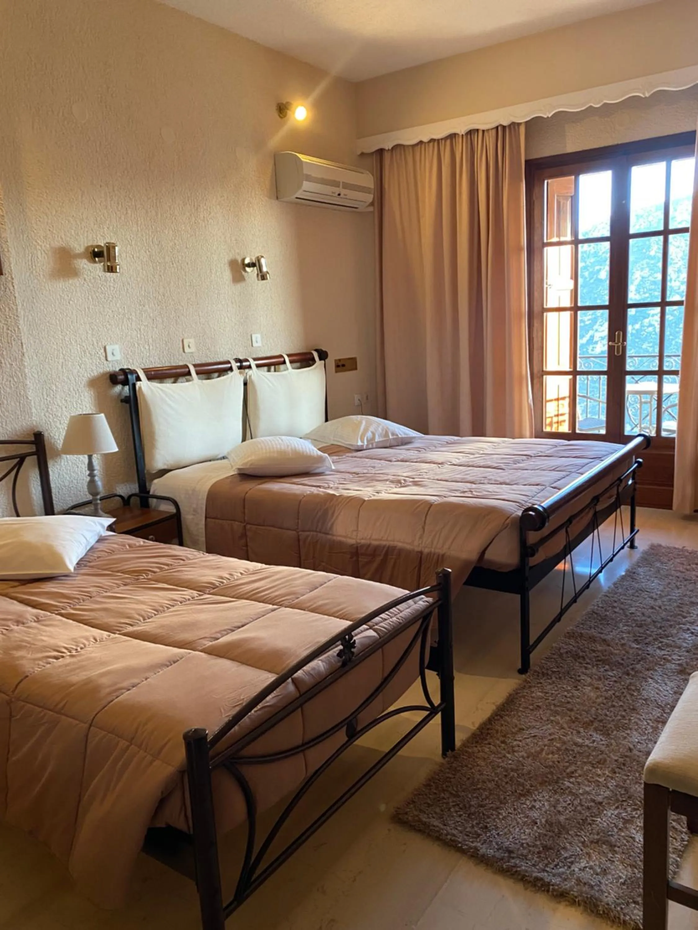 Bed in Olympic Hotel