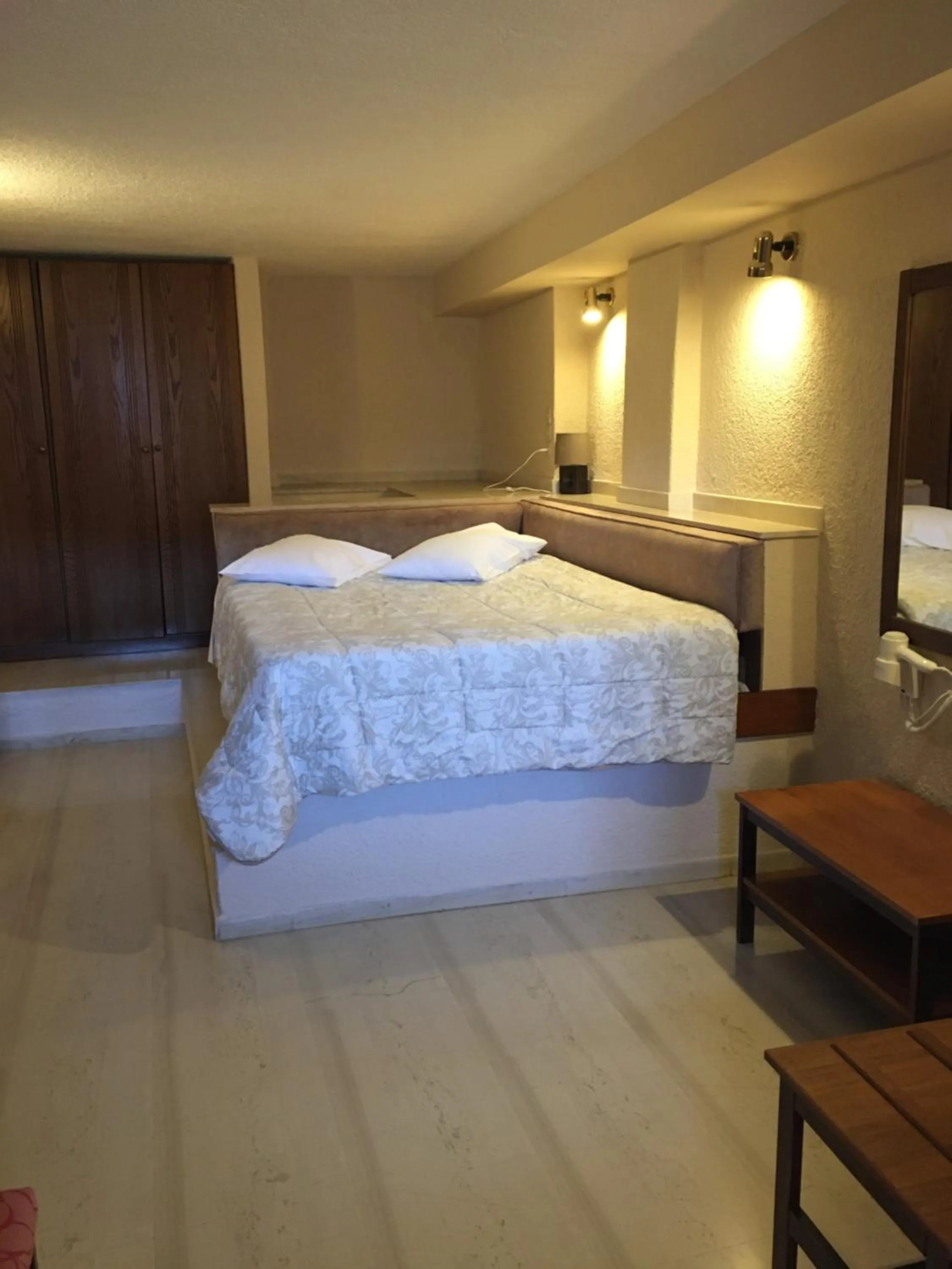 Bed in Olympic Hotel