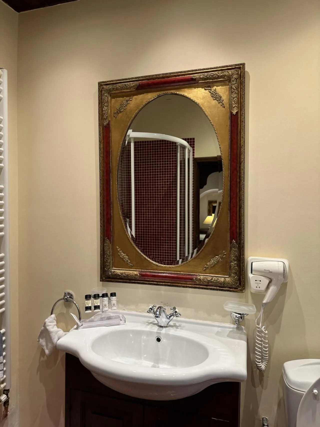 Bathroom in Santikos Mansion, Santikos Collection