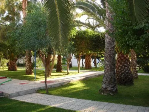 Garden view in Hotel Tigaki's Star