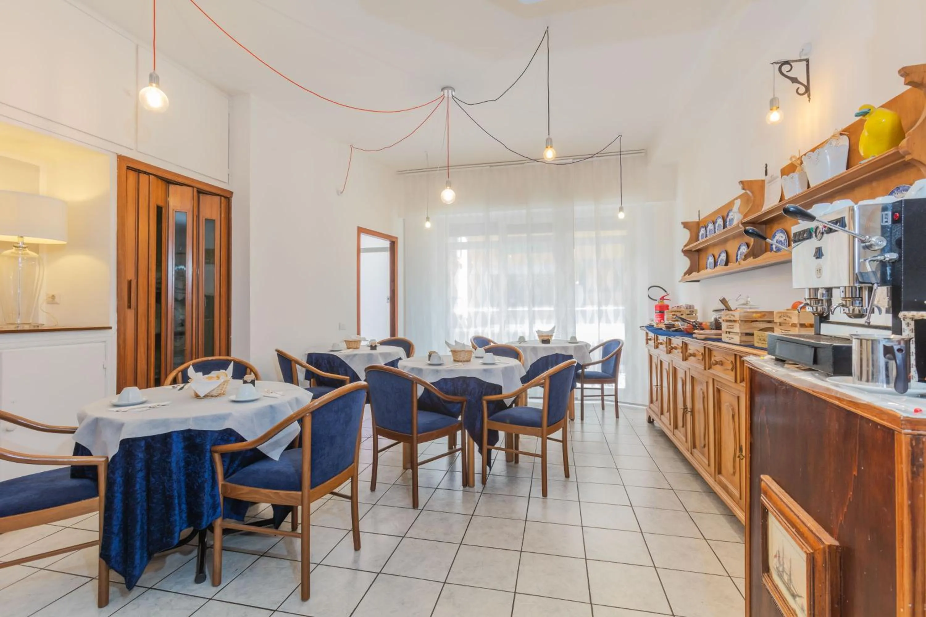 Continental breakfast in Hotel Viterbo Inn