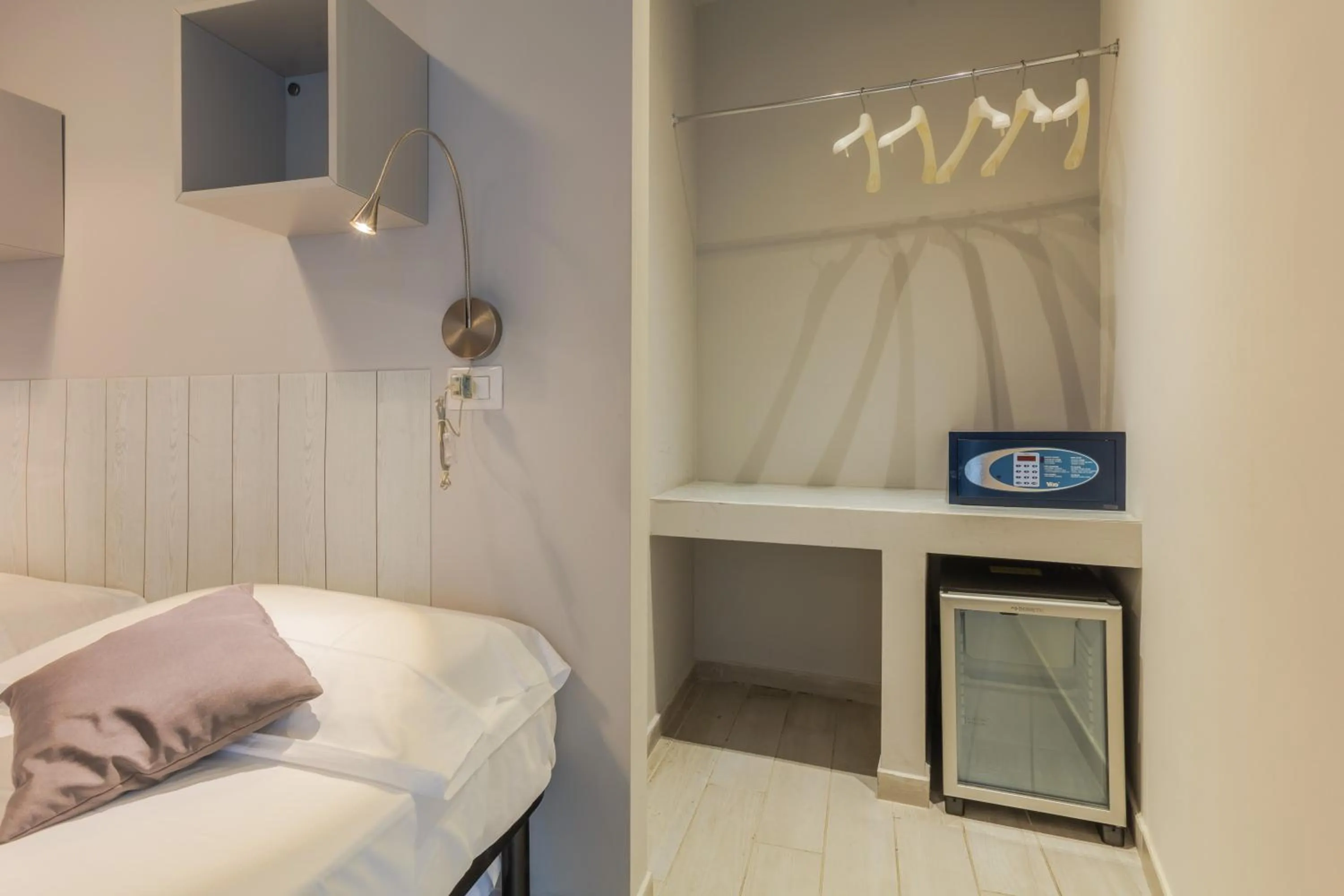 Bedroom, Bed in Hotel Viterbo Inn