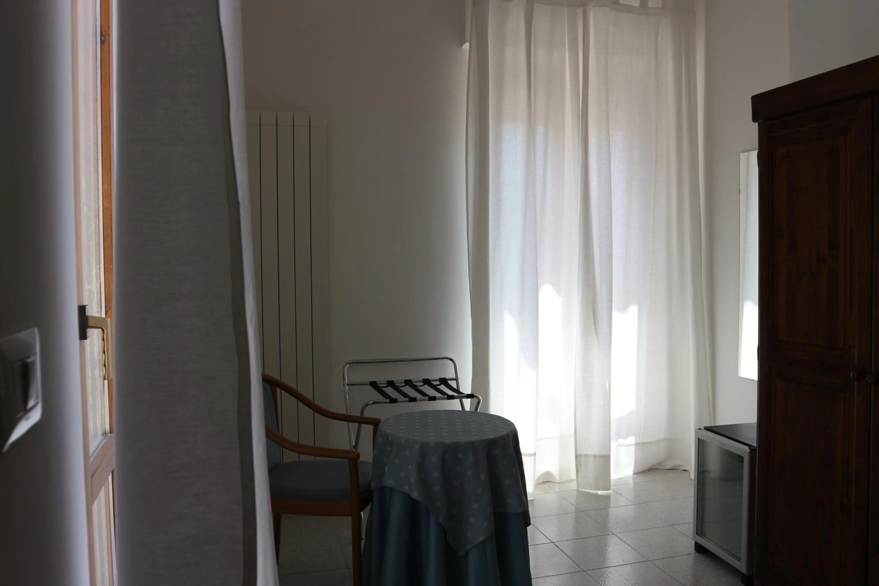 Seating area in Hotel Viterbo Inn