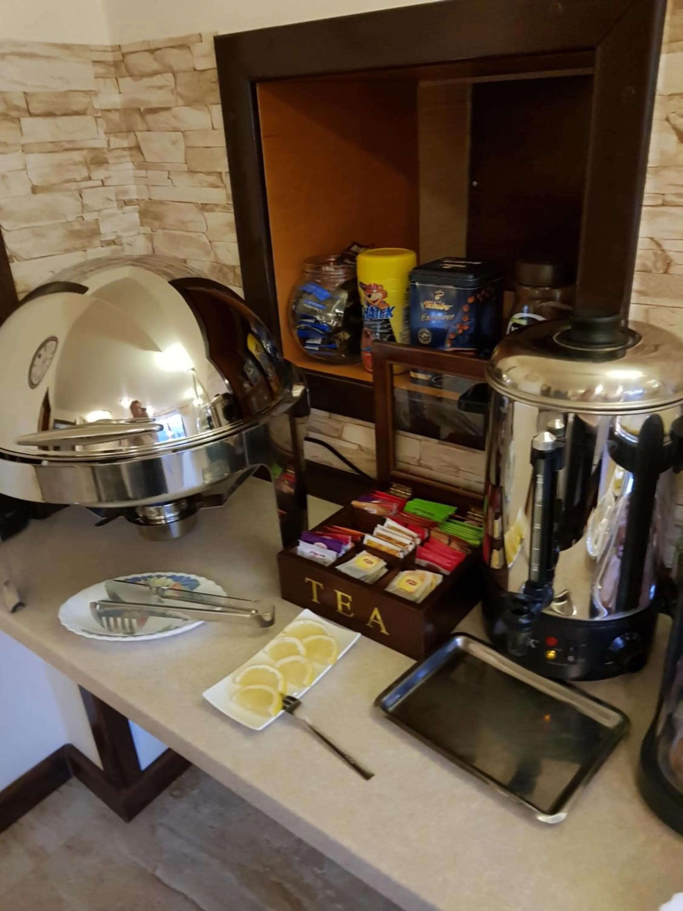 Buffet breakfast in Irena