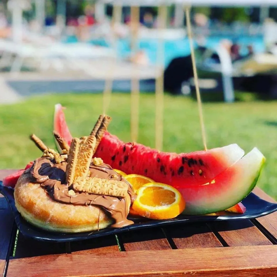 Food and drinks in Perinthos Hotel