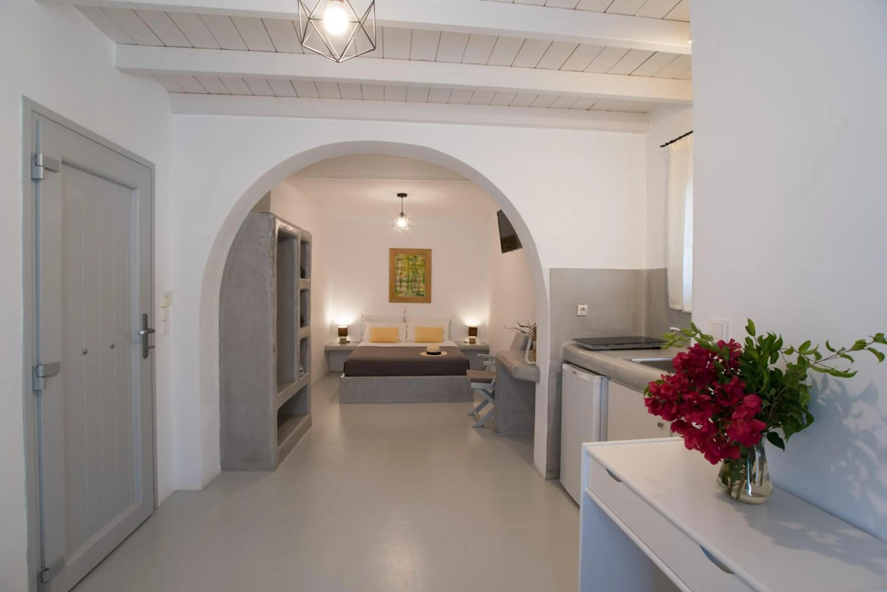 Bed in KrotiriBay adults