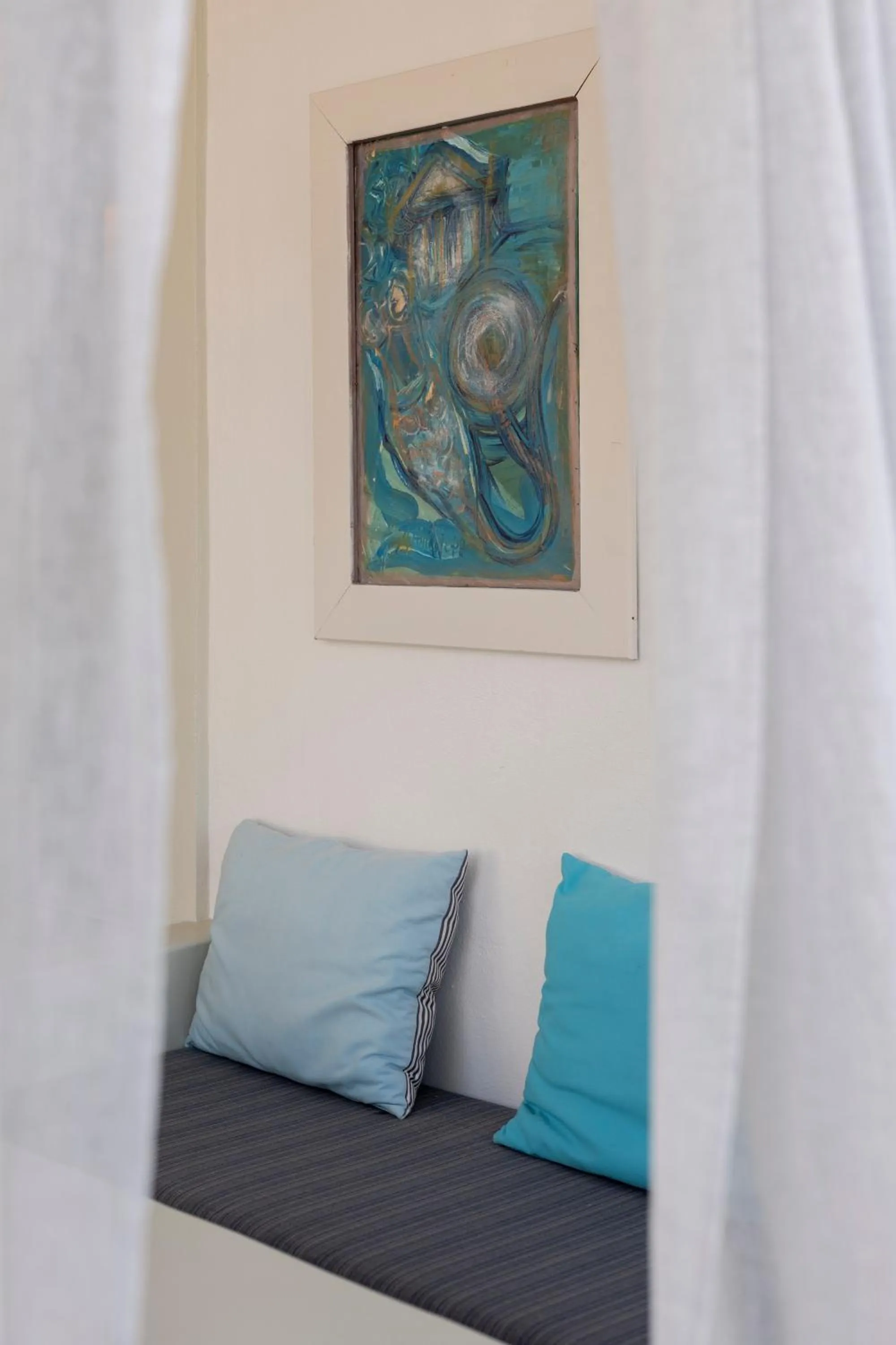 Bed in KrotiriBay adults