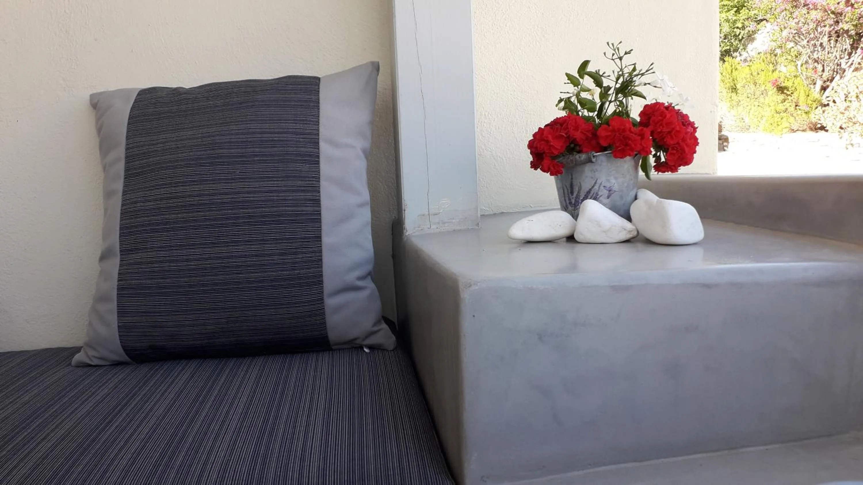 City view, Bed in KrotiriBay adults