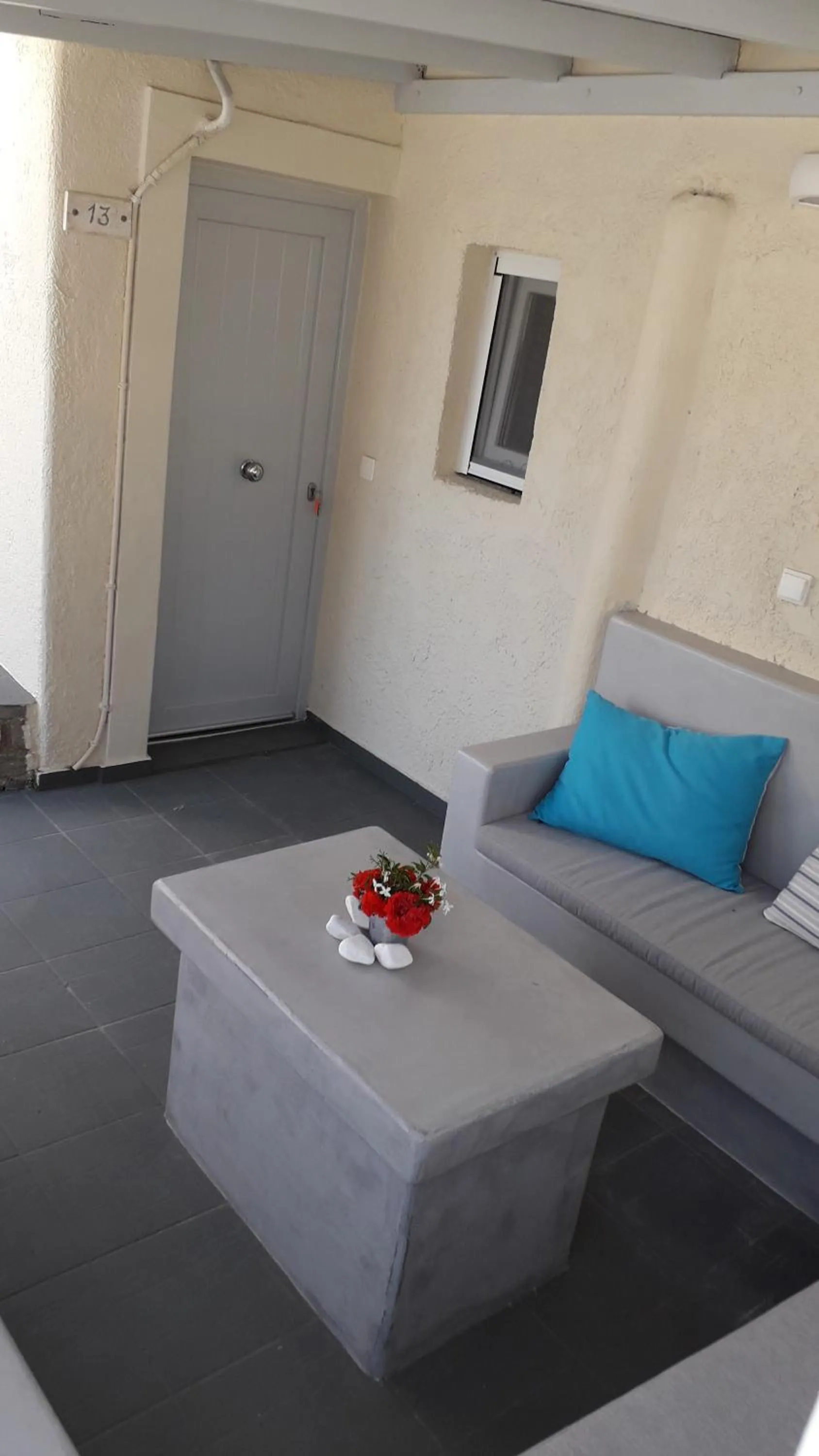 Patio in KrotiriBay adults