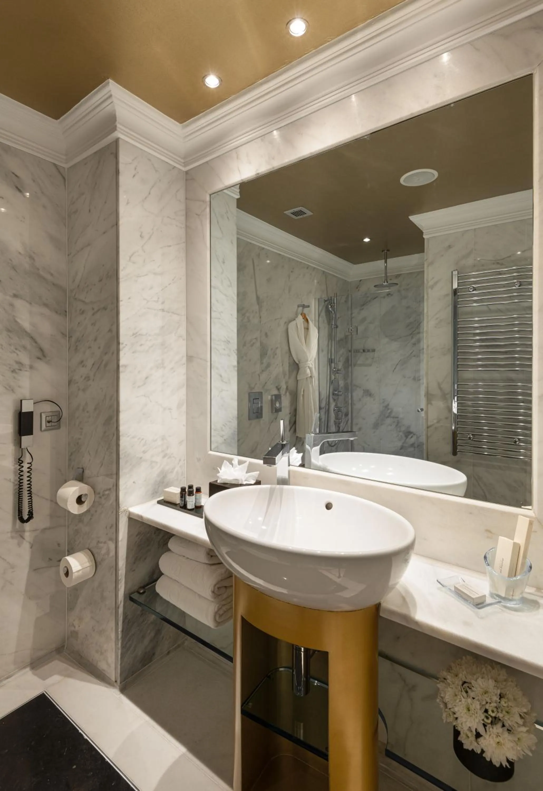 Bathroom in The Excelsior - Small Luxury Hotels of the World