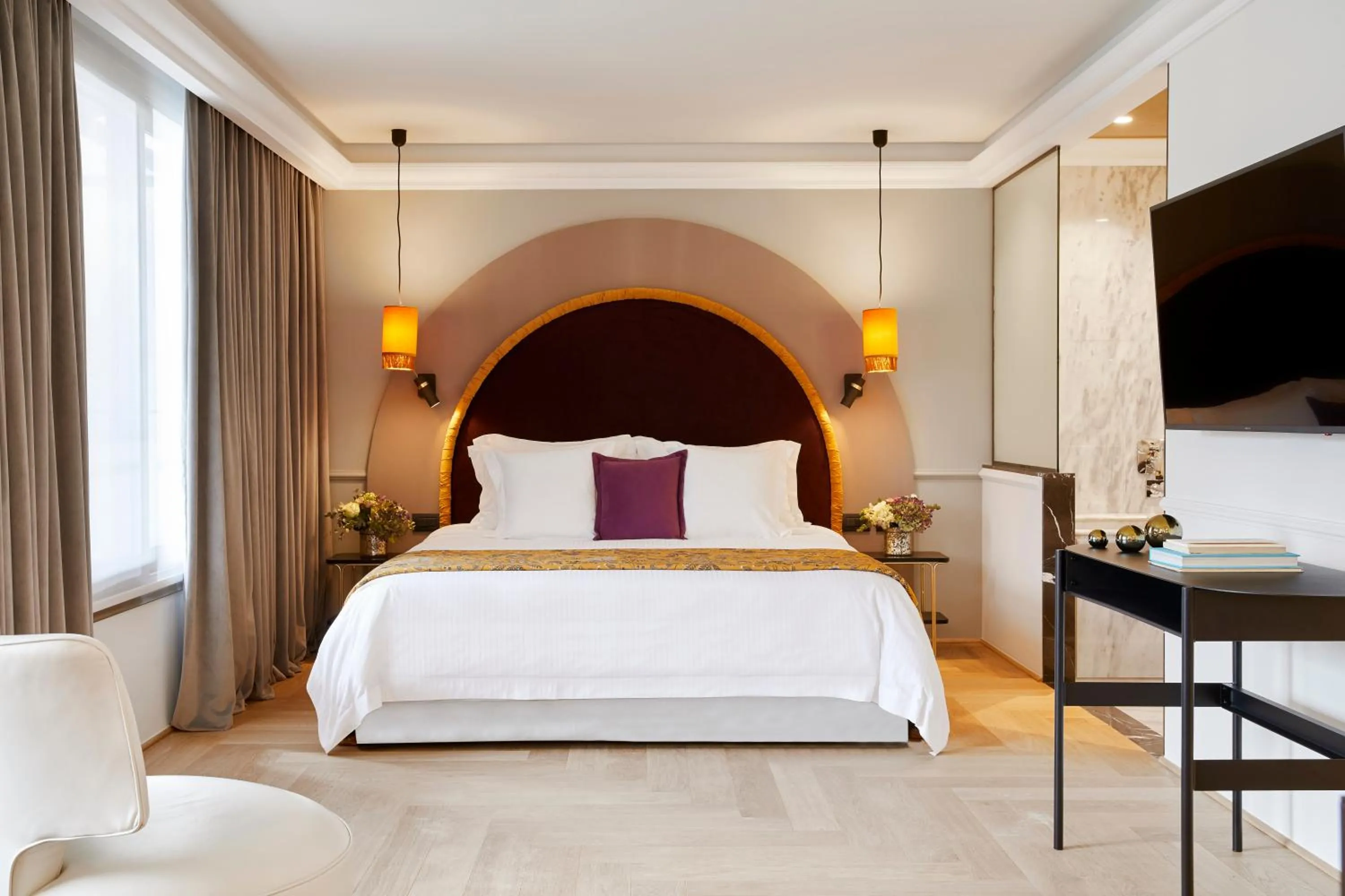 Bedroom, Bed in The Excelsior - Small Luxury Hotels of the World