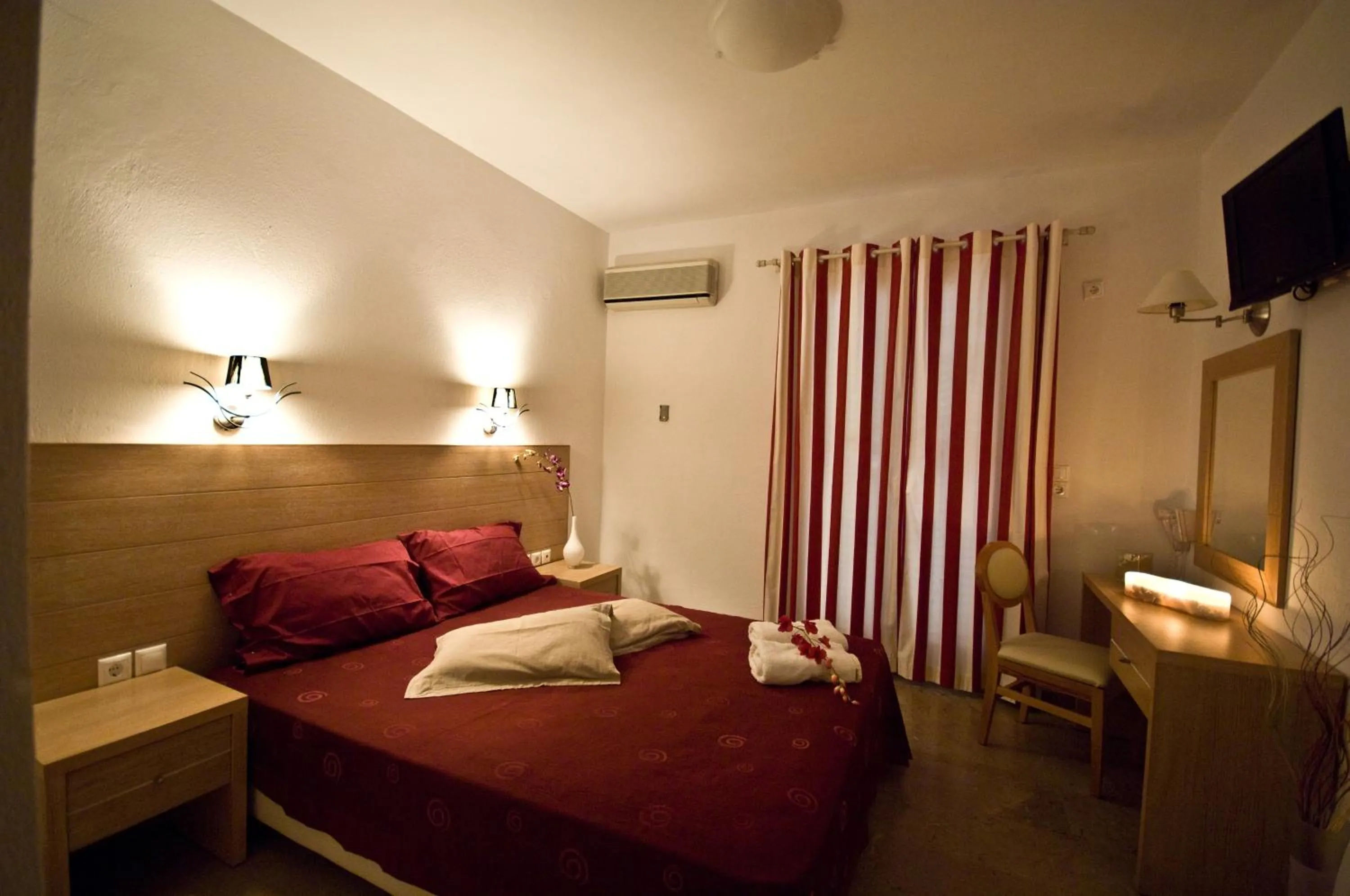 Photo of the whole room, Bed in Hotel Gorgona