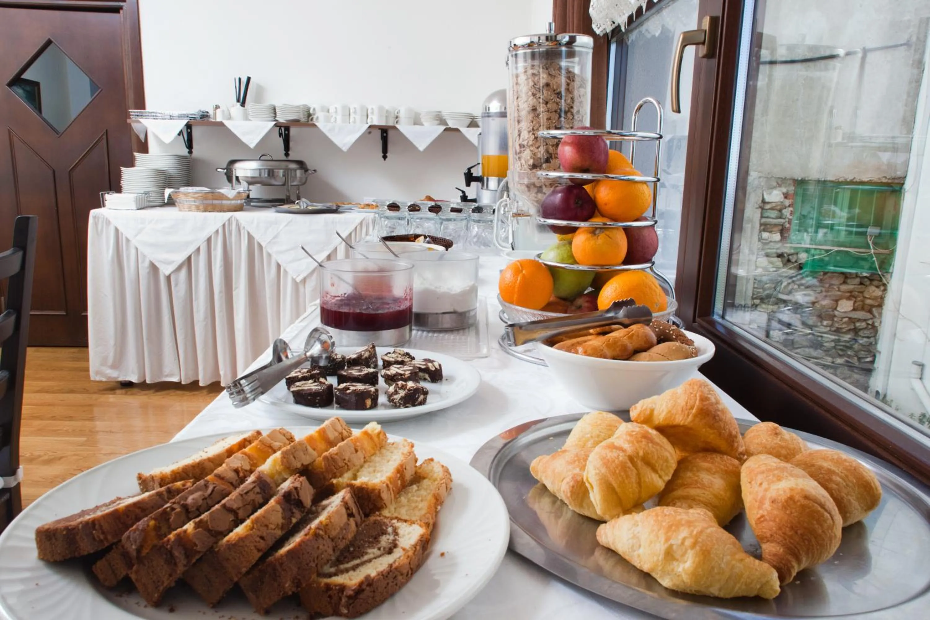 Breakfast in Erofili Hotel & Suites