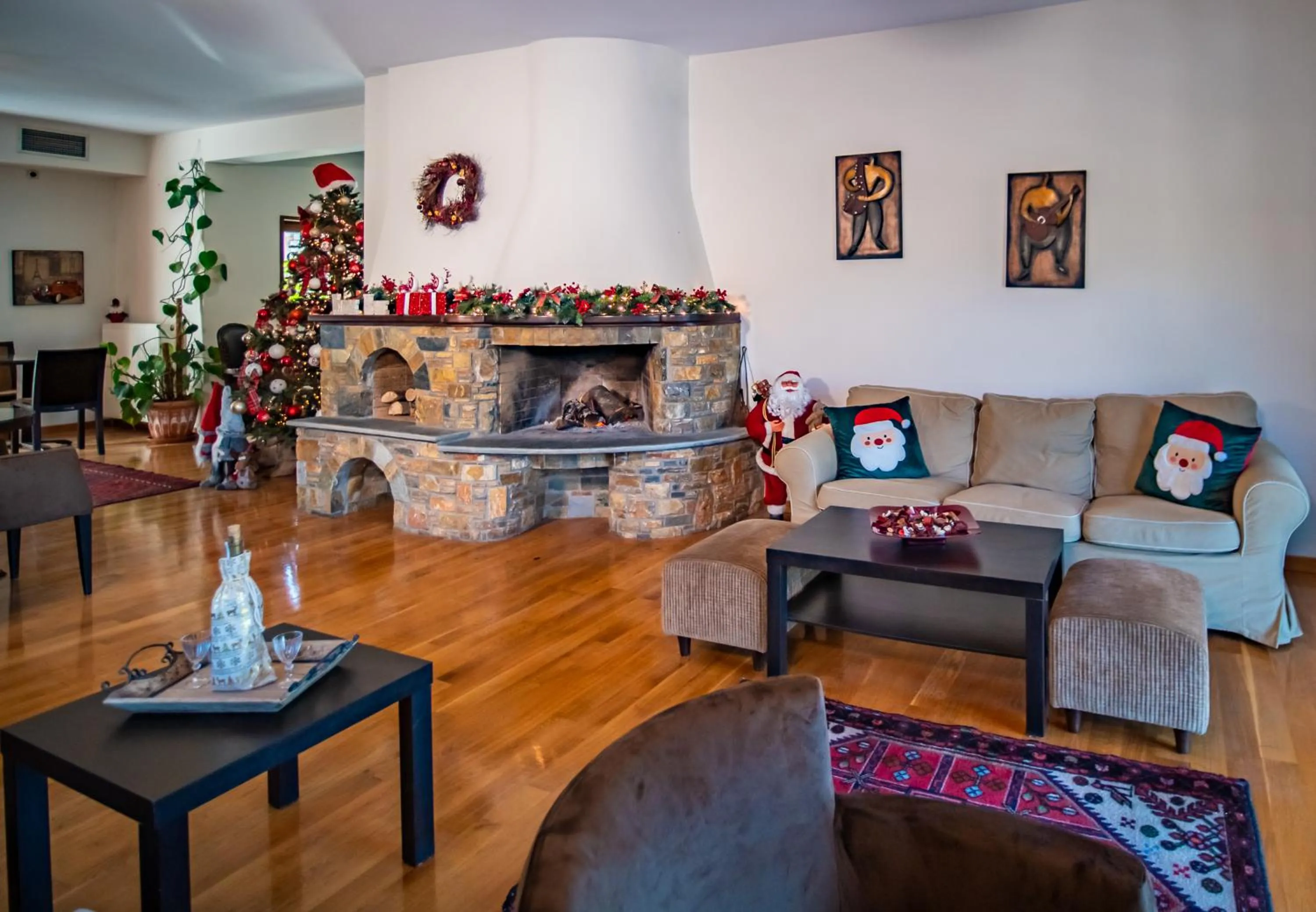 Erofili Hotel & Suites