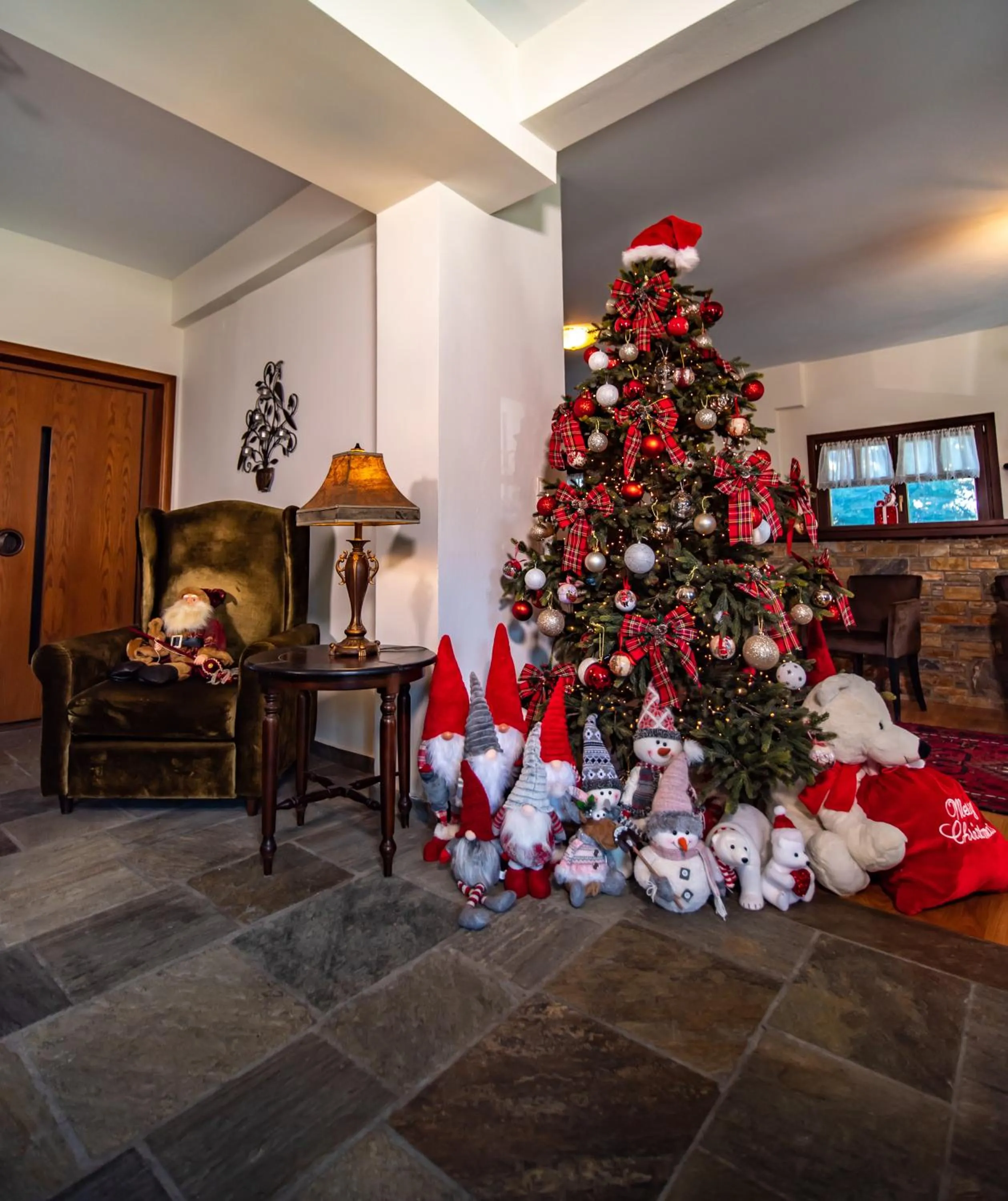 Erofili Hotel & Suites