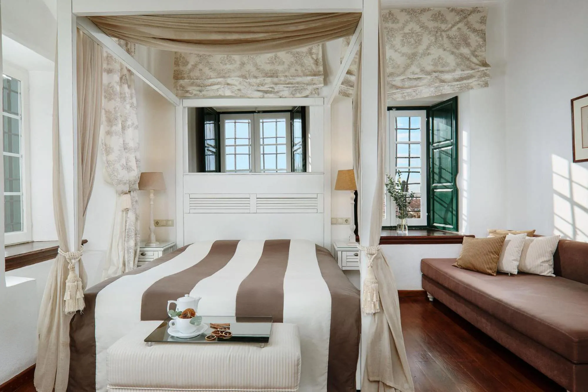 City view, Bed in Despotiko