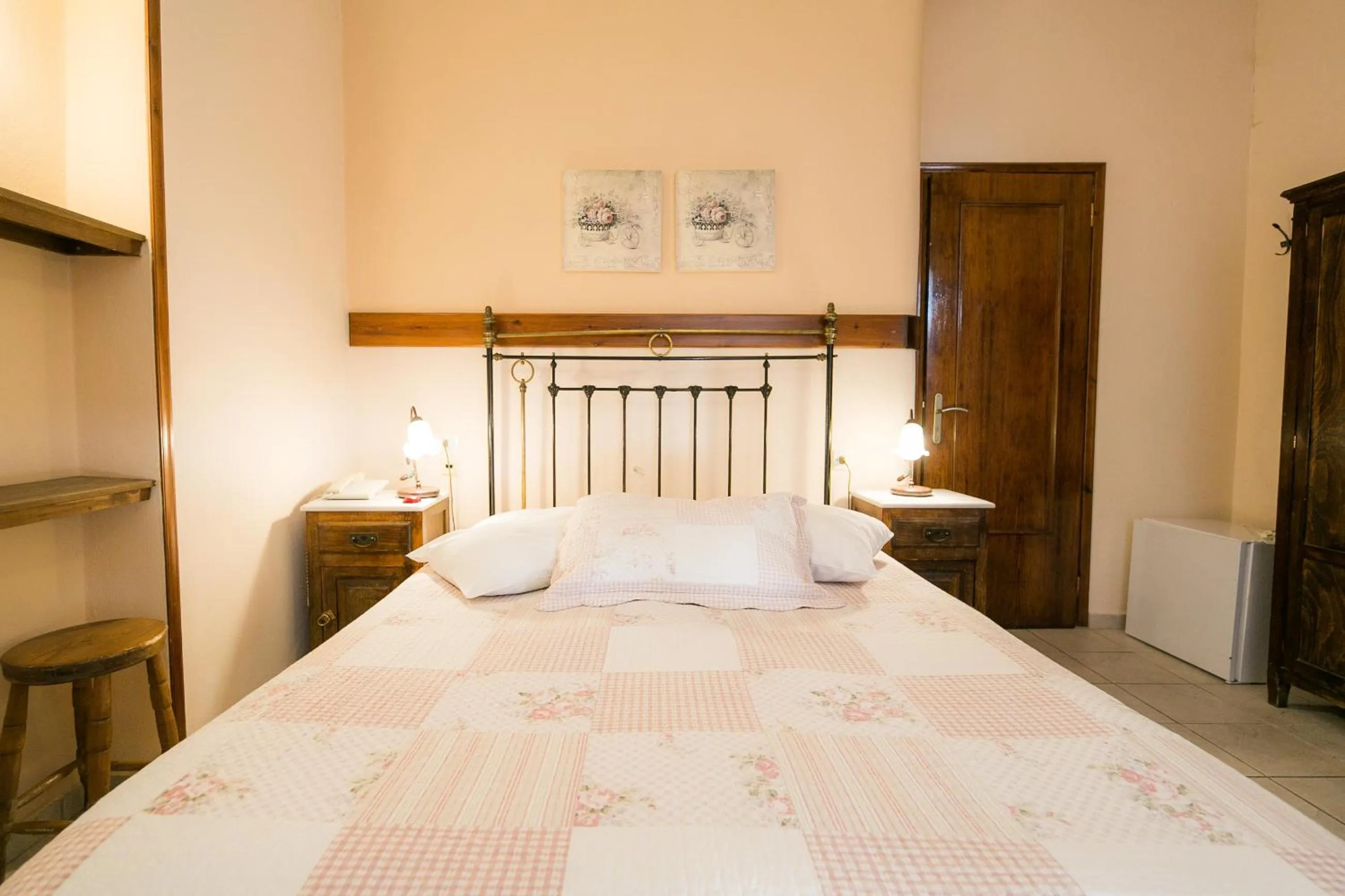 Bed in Gastronomy Hotel Kritsa