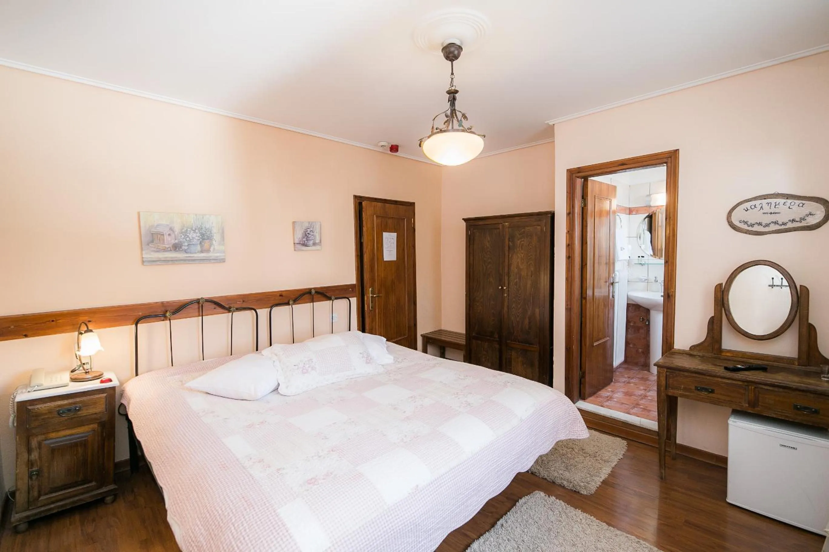 Bed in Gastronomy Hotel Kritsa