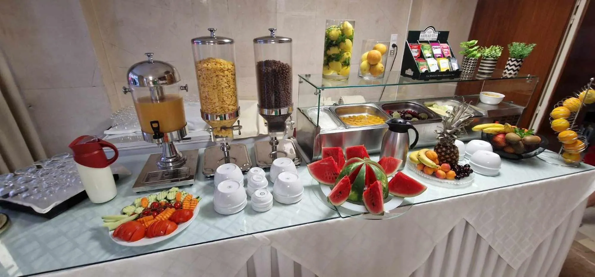 Buffet breakfast in Hotel Nefeli