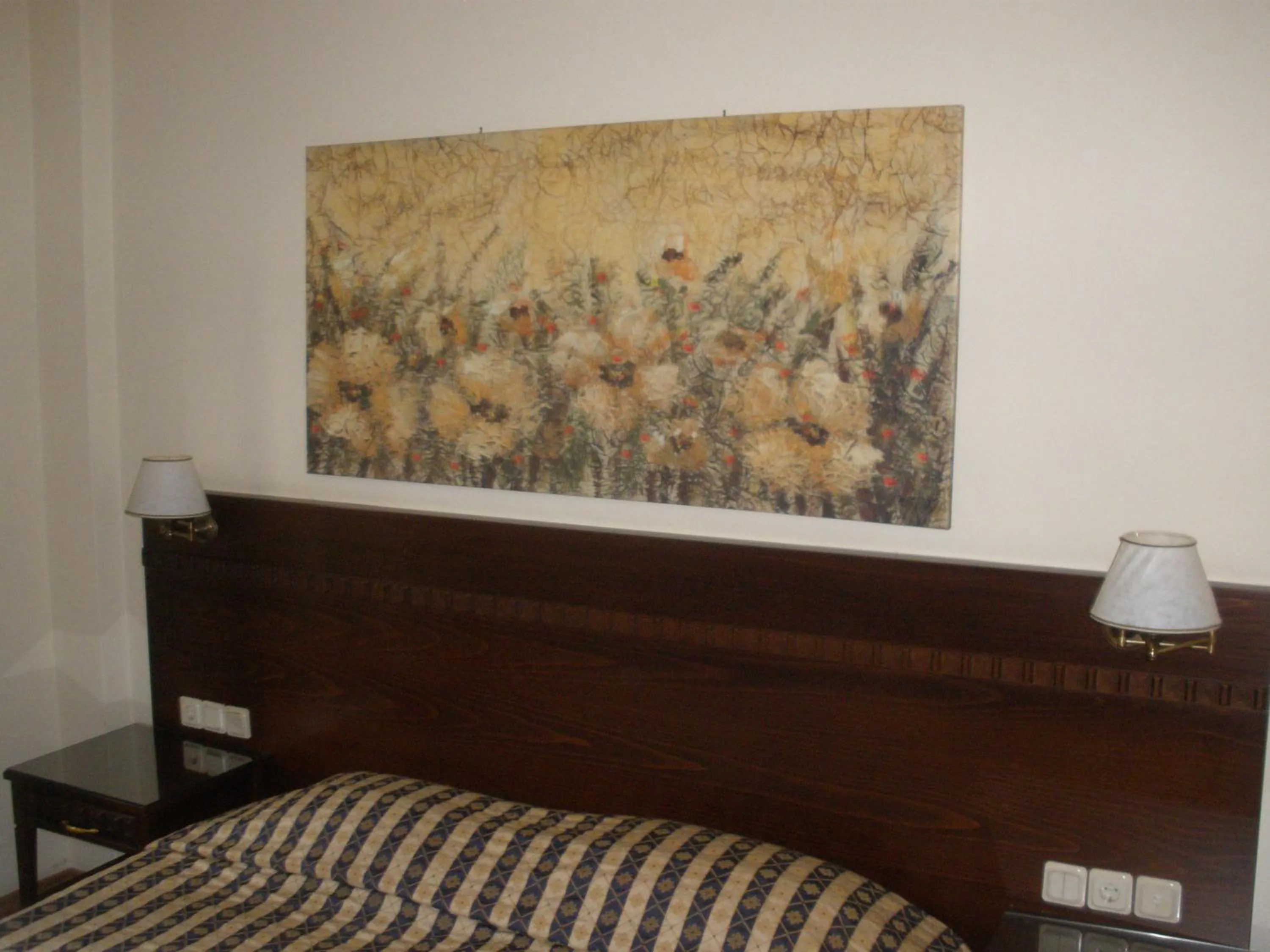 Bed in Pelias Hotel