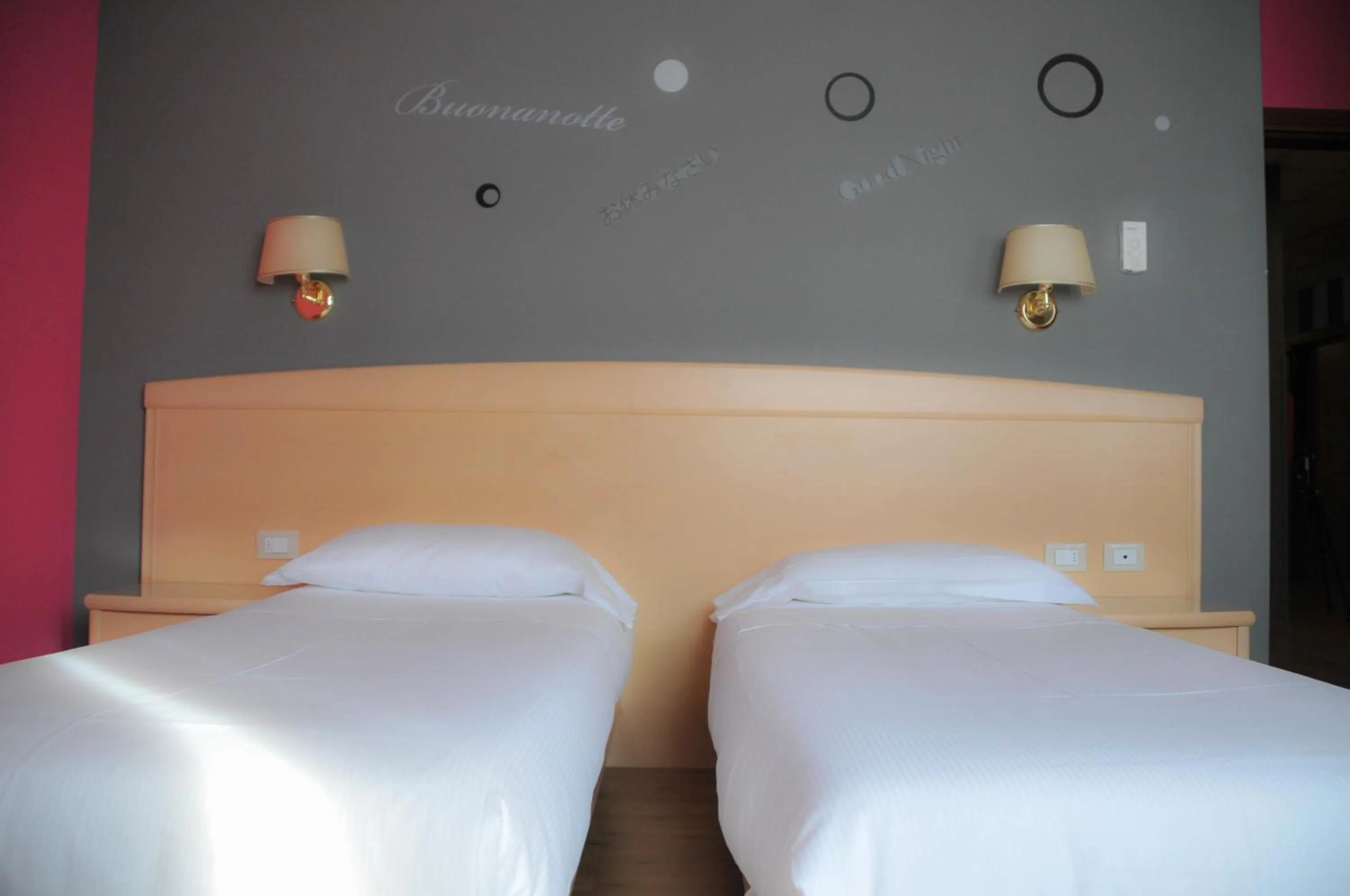 Photo of the whole room in Hotel Marco Effe