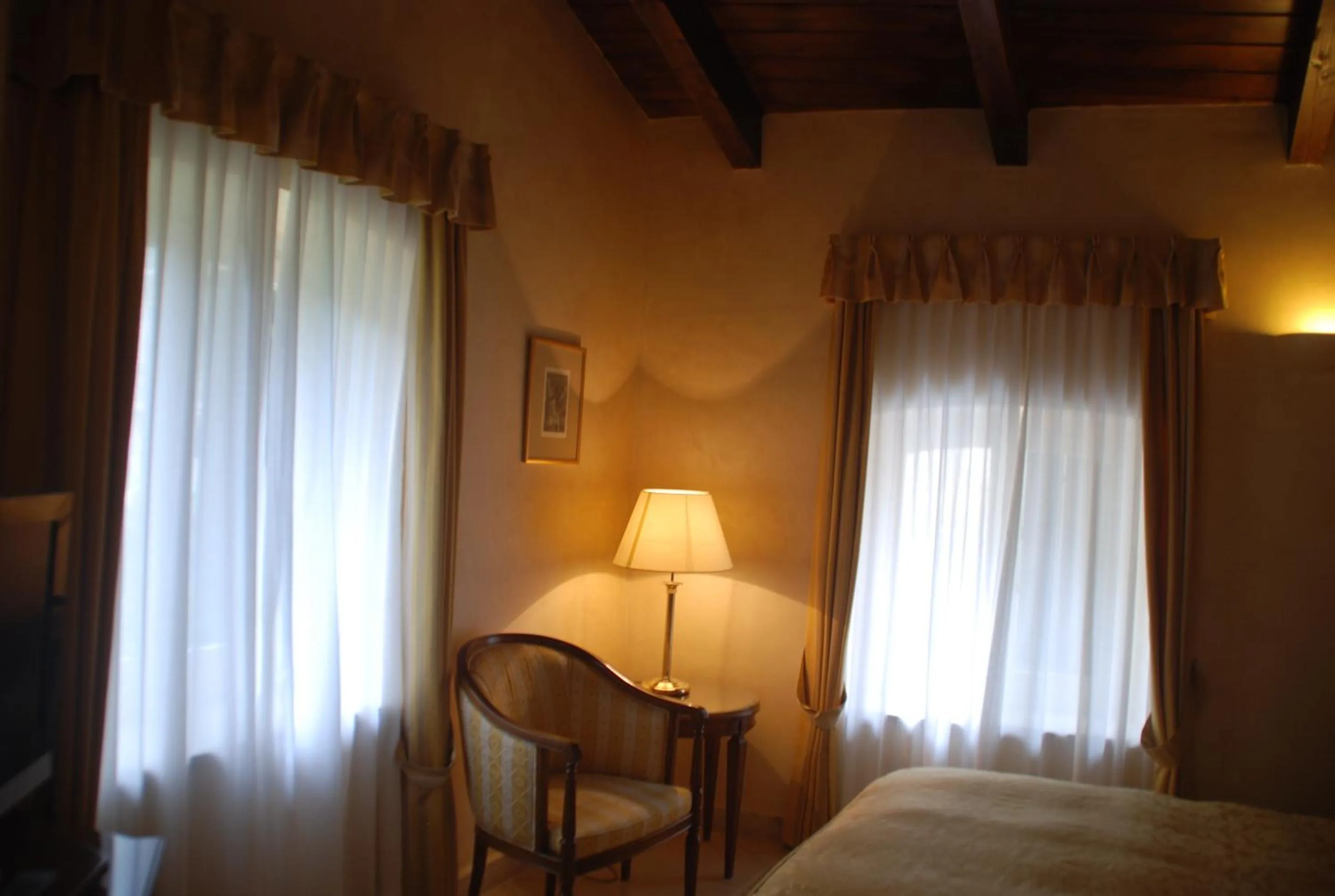 Bed in Siora Vittoria Boutique Hotel