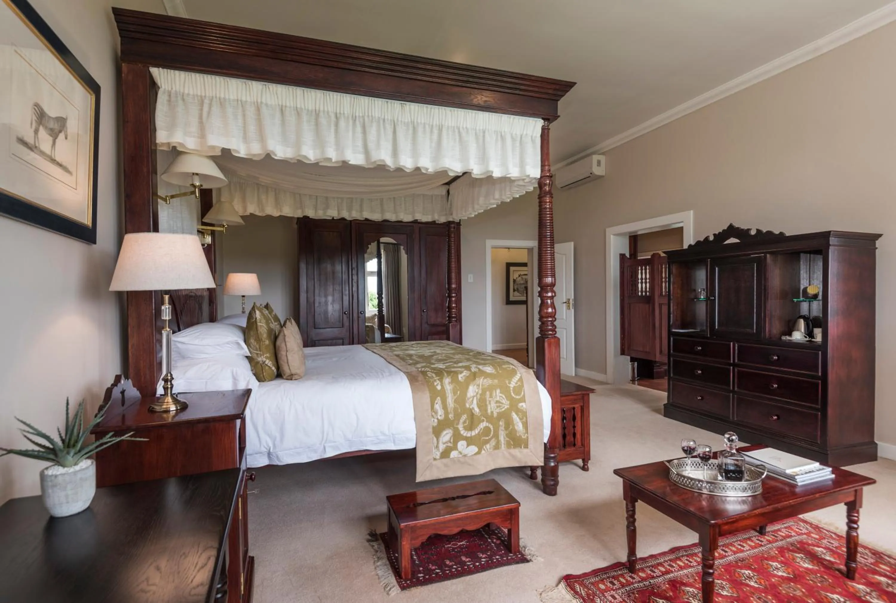 Bed in Founders Lodge by Mantis