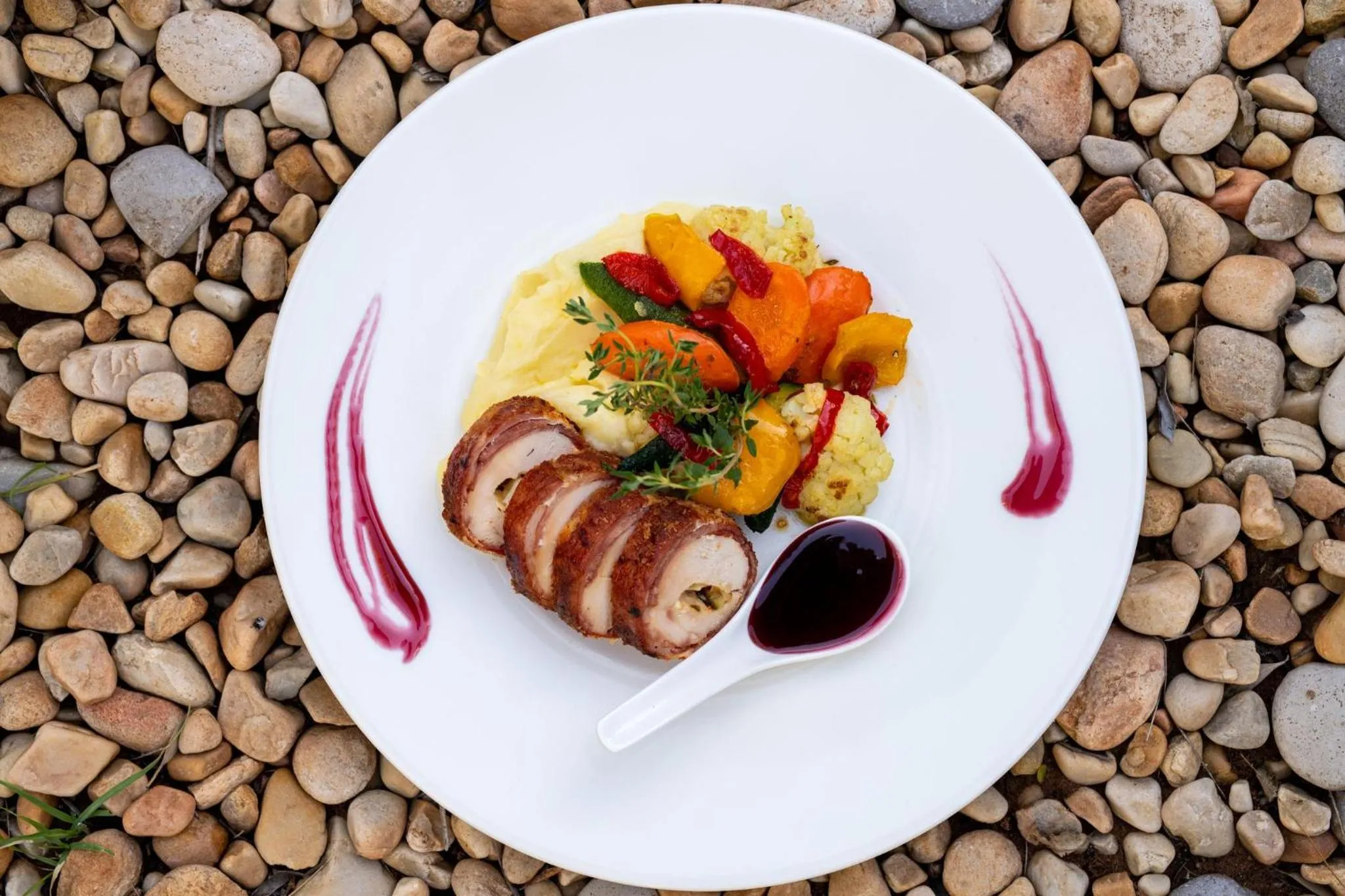 Restaurant/places to eat in Founders Lodge by Mantis