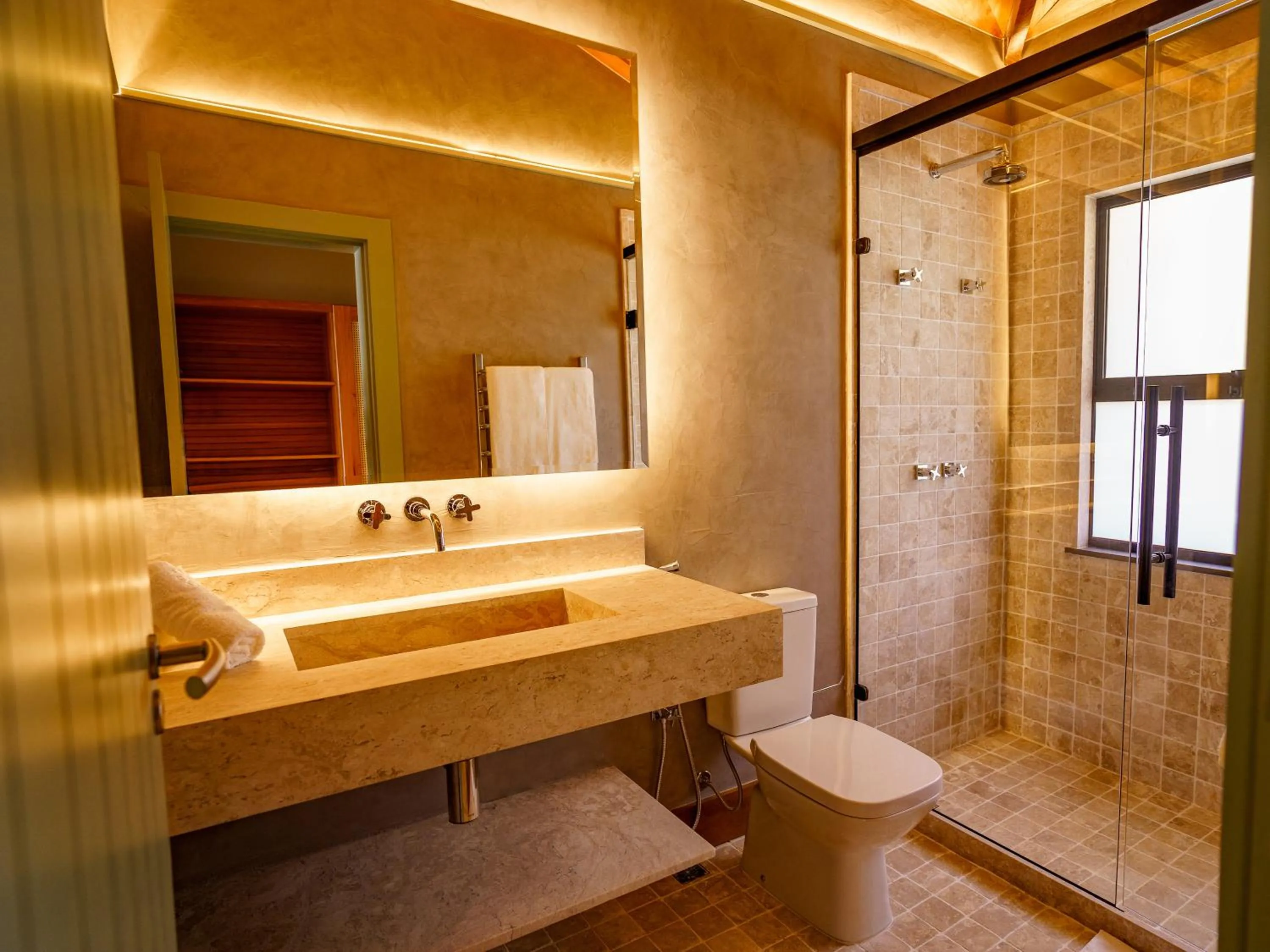 Toilet in Buzios Espiritualidade Hotel