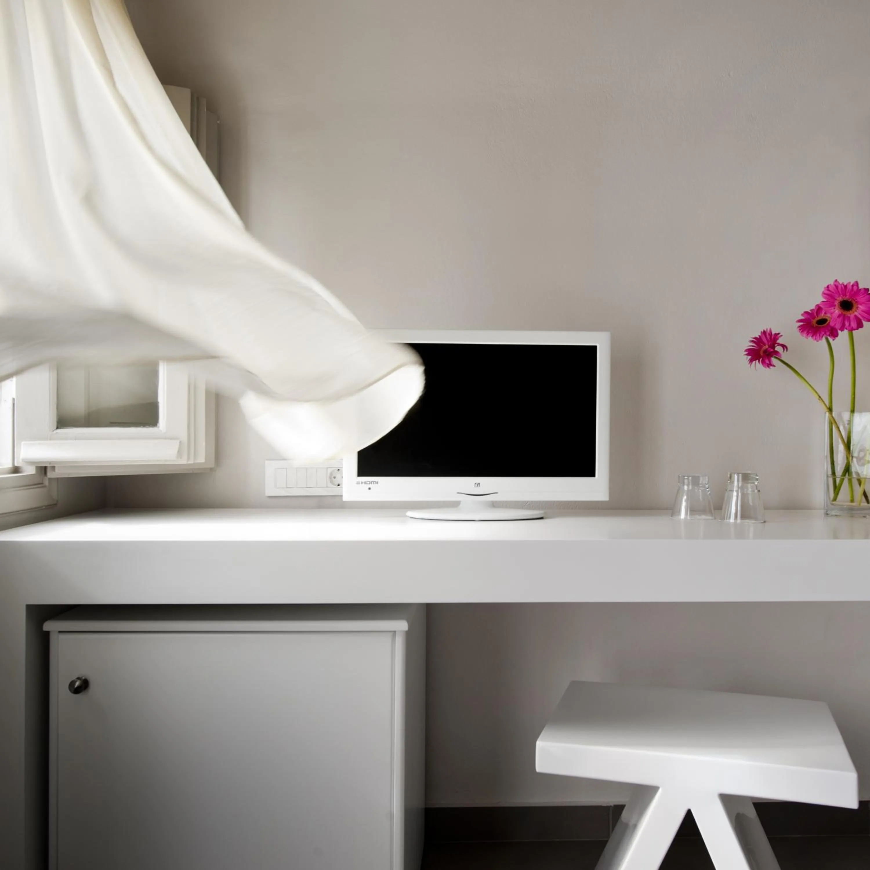 TV and multimedia in Regina Mare-Adults Only Hotel