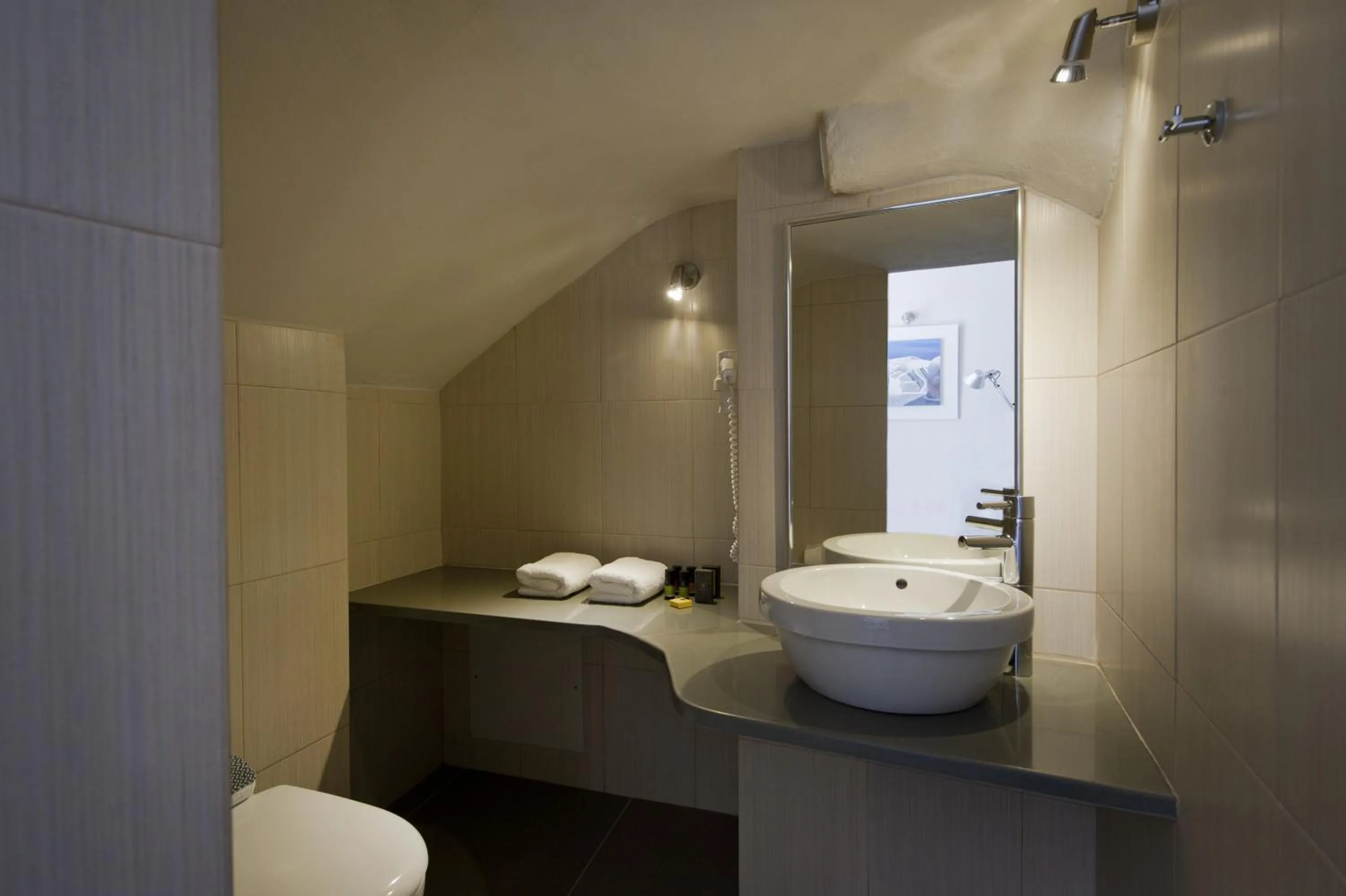 Bathroom in Regina Mare-Adults Only Hotel