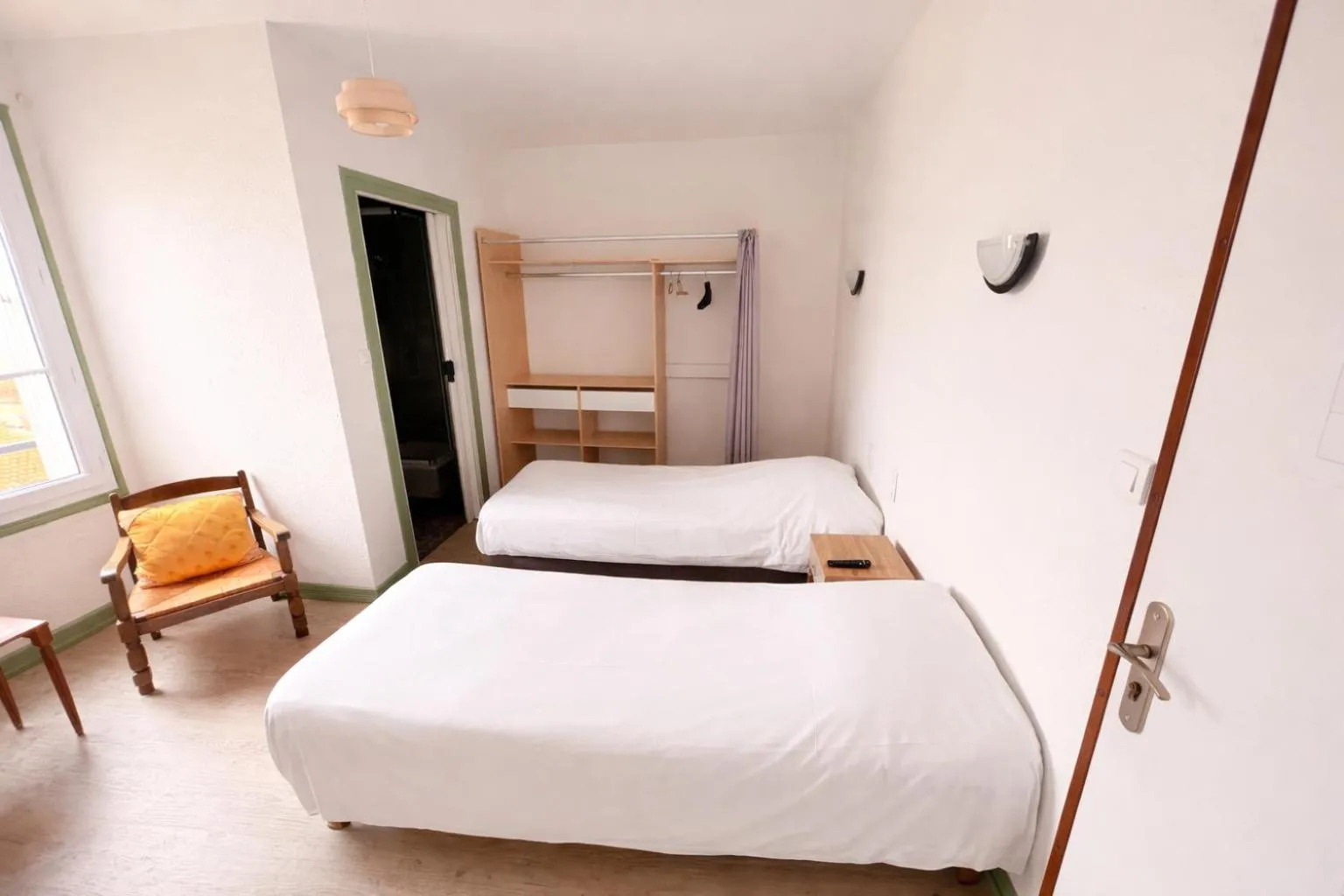 Bedroom, Bed in Le Lion d'Or
