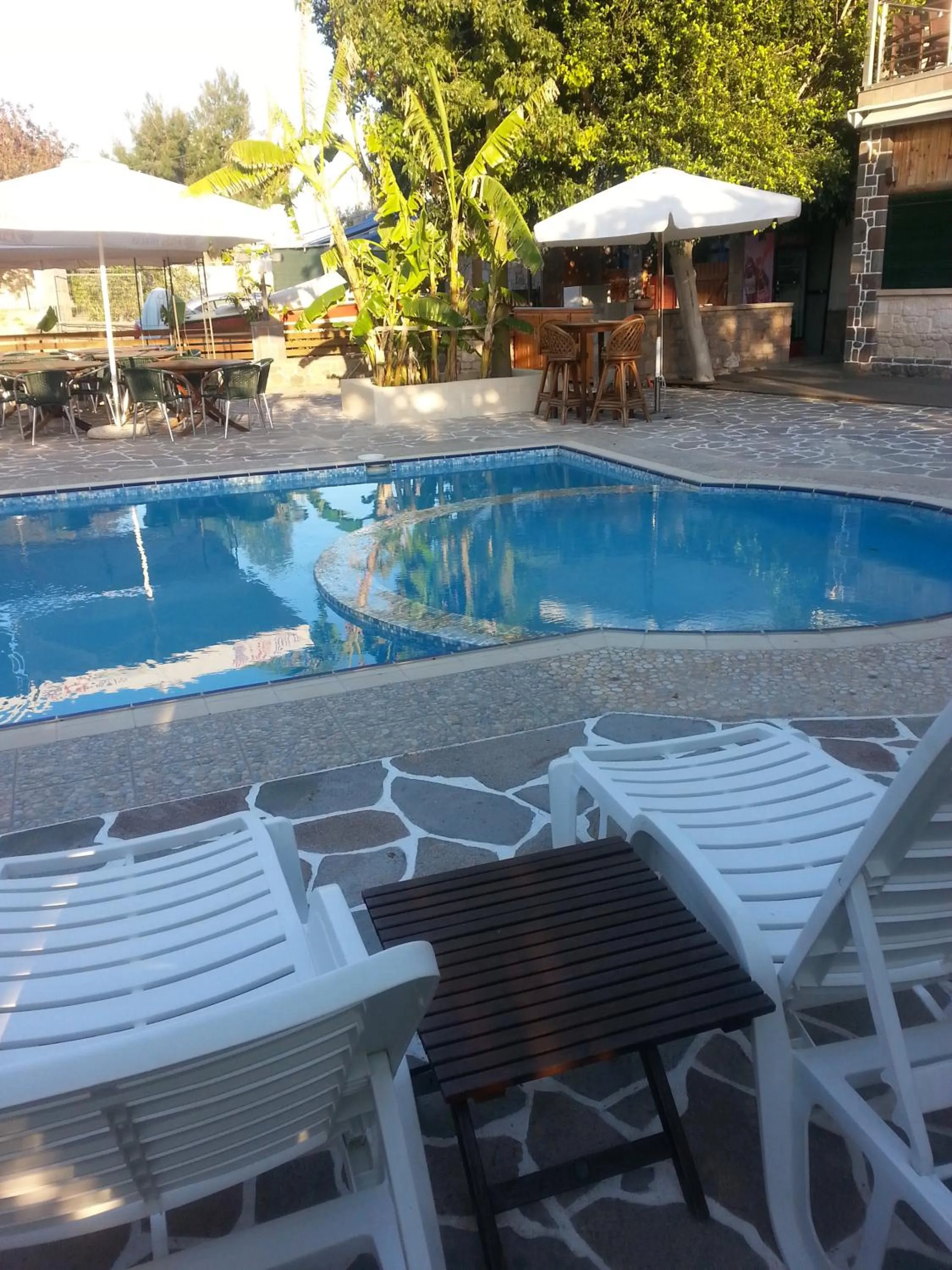 Restaurant/places to eat in Ela Mesa